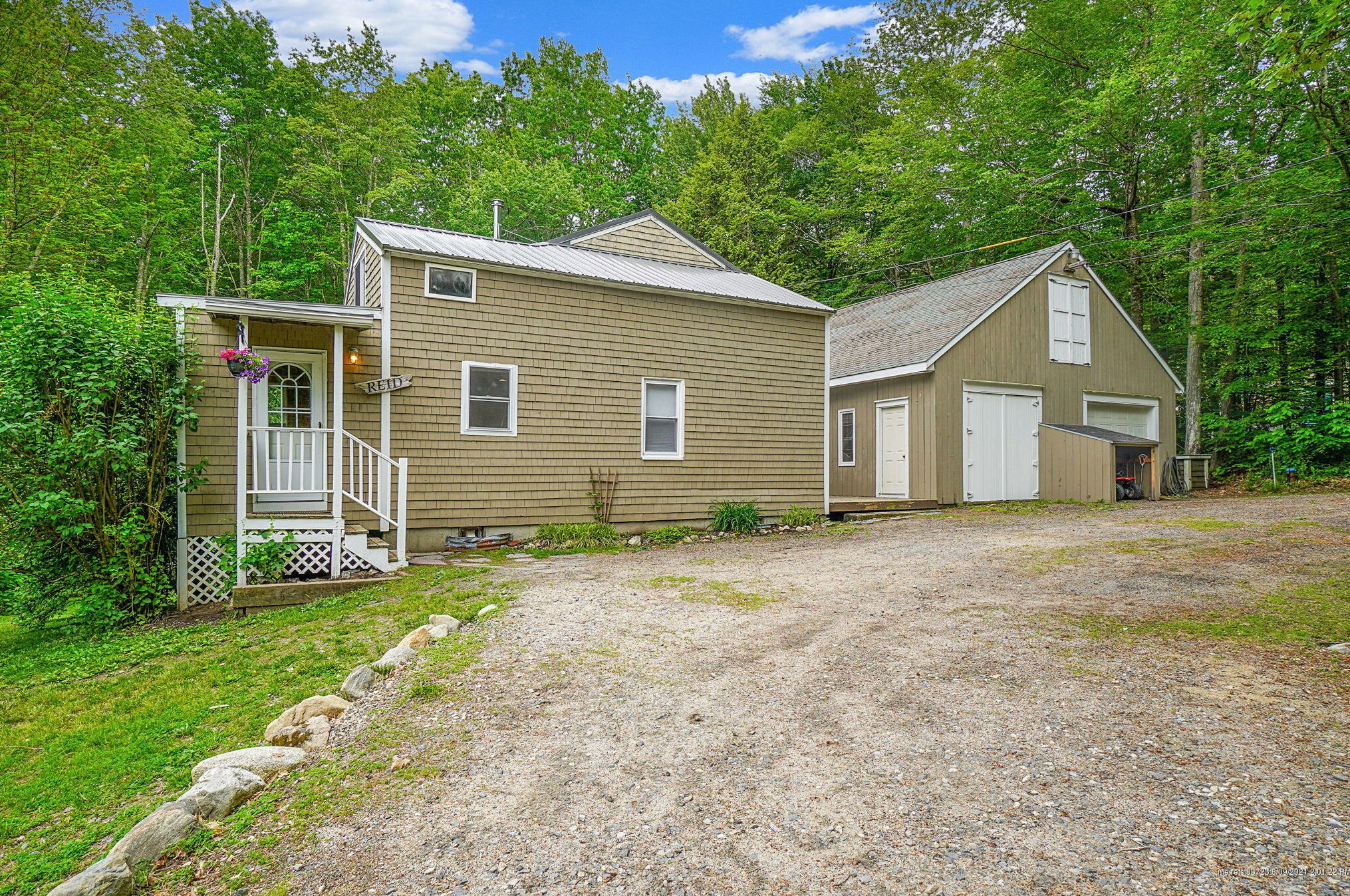 37 Swan Rd, Windham ME  04062-4522 exterior