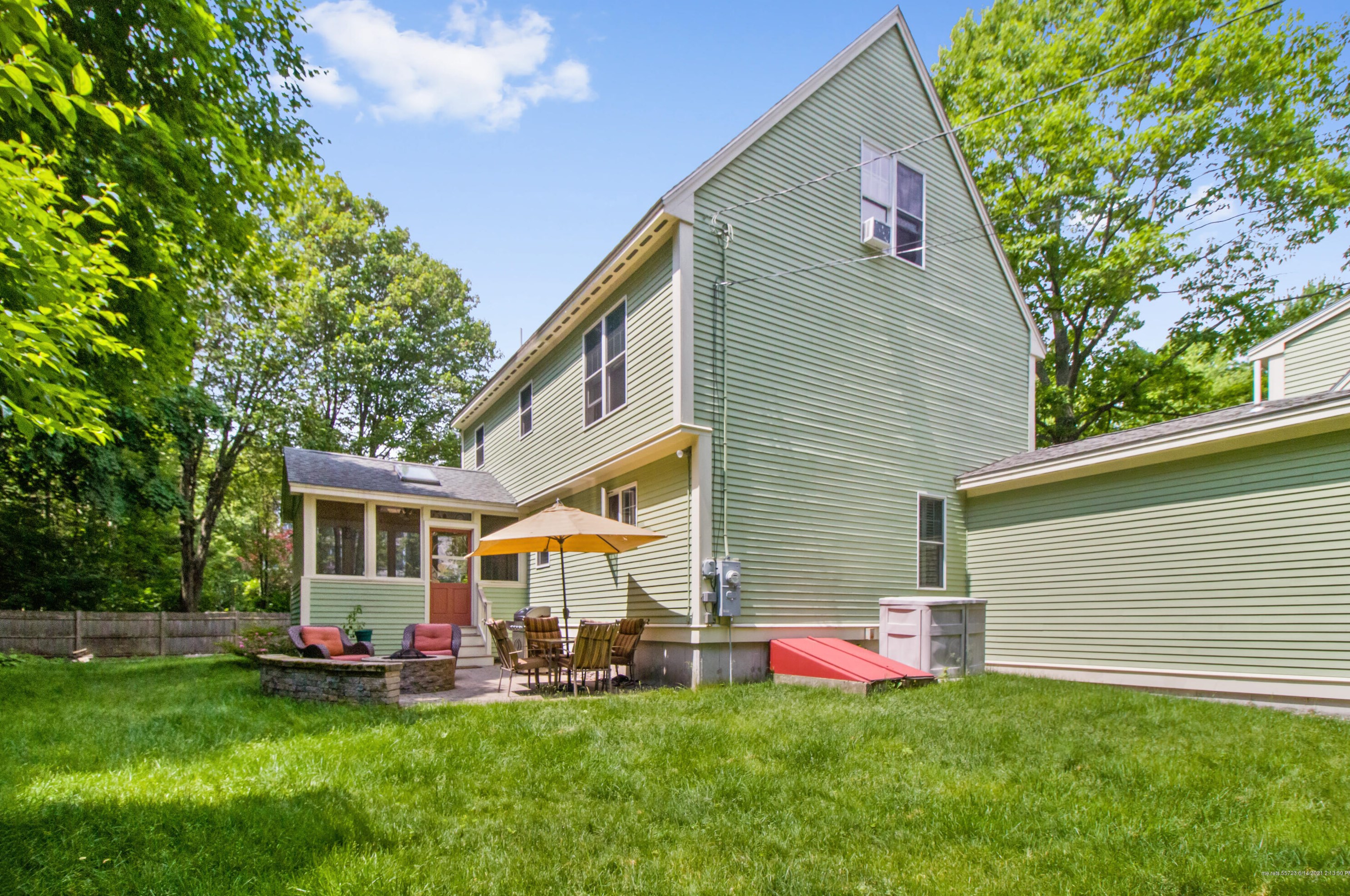 6 Daniels Way, Portland ME  04105-1960 exterior