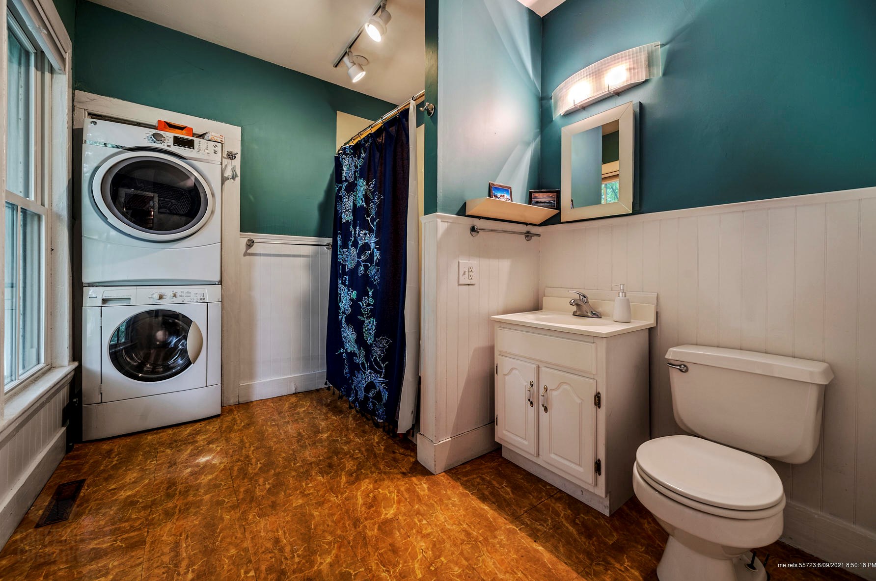 81 Sherwood St, Portland ME  04103-5309 exterior