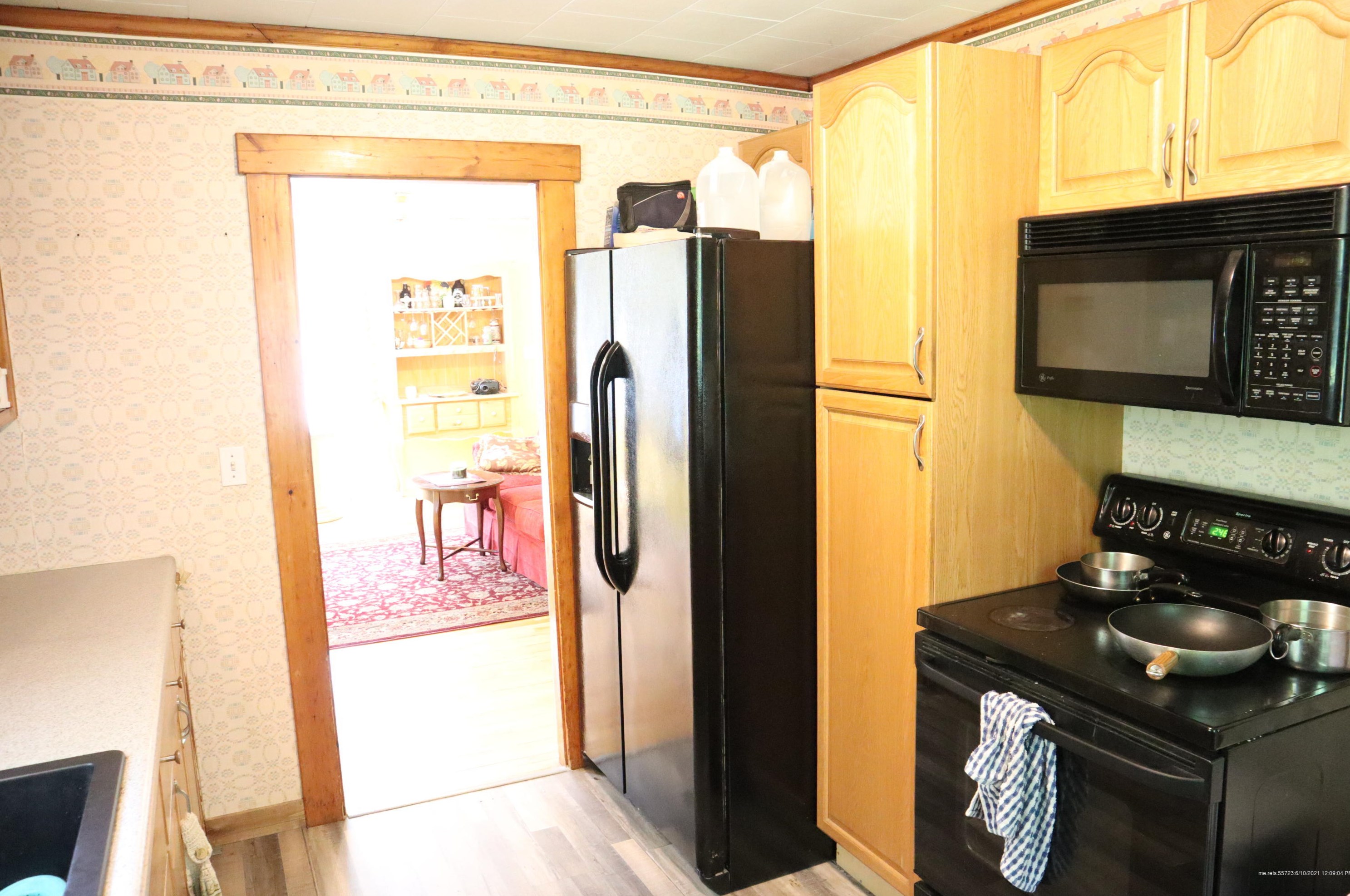 22 Maple St, Pittston ME  04345-2022 exterior