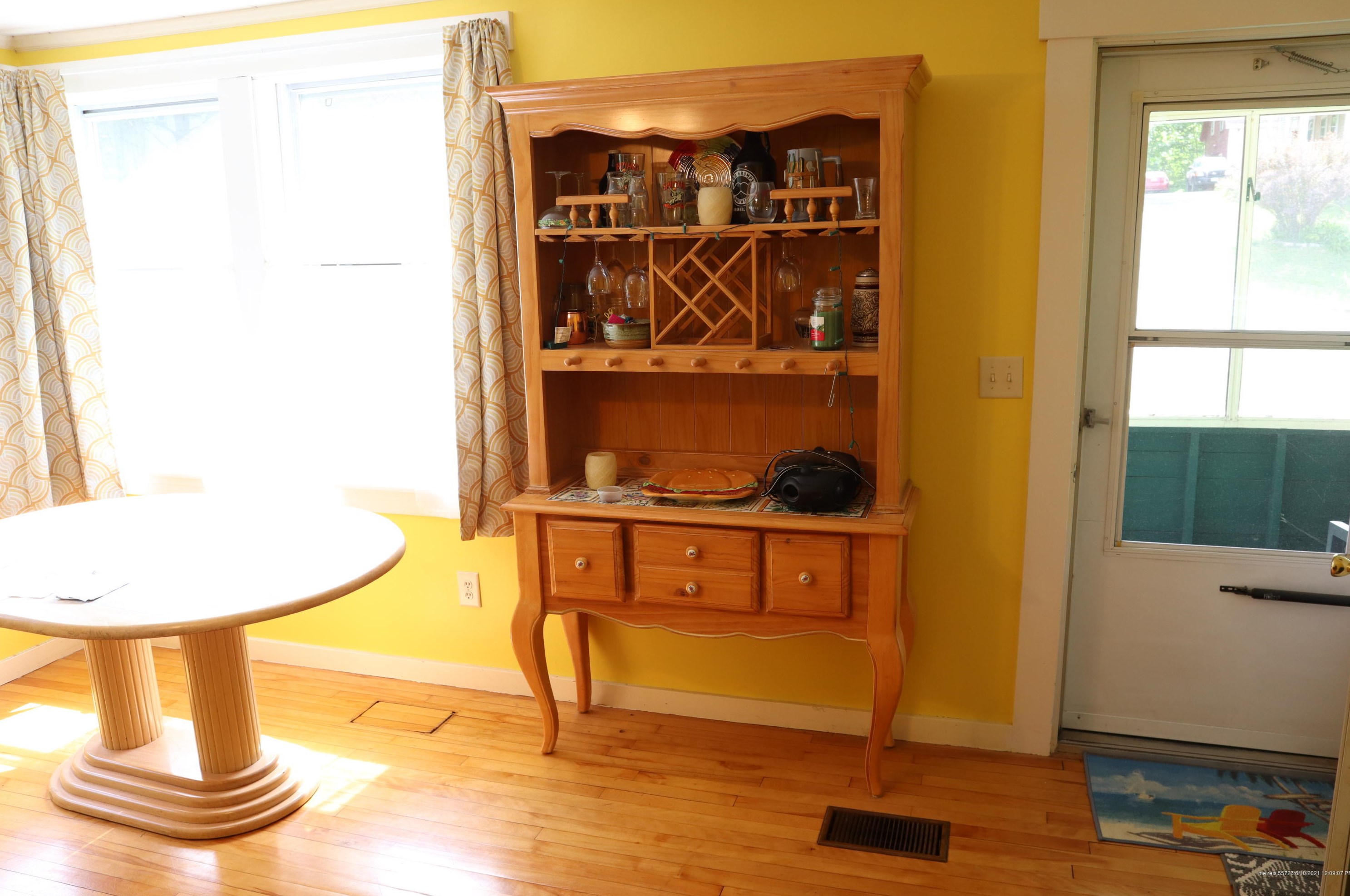 22 Maple St, Pittston ME  04345-2022 exterior