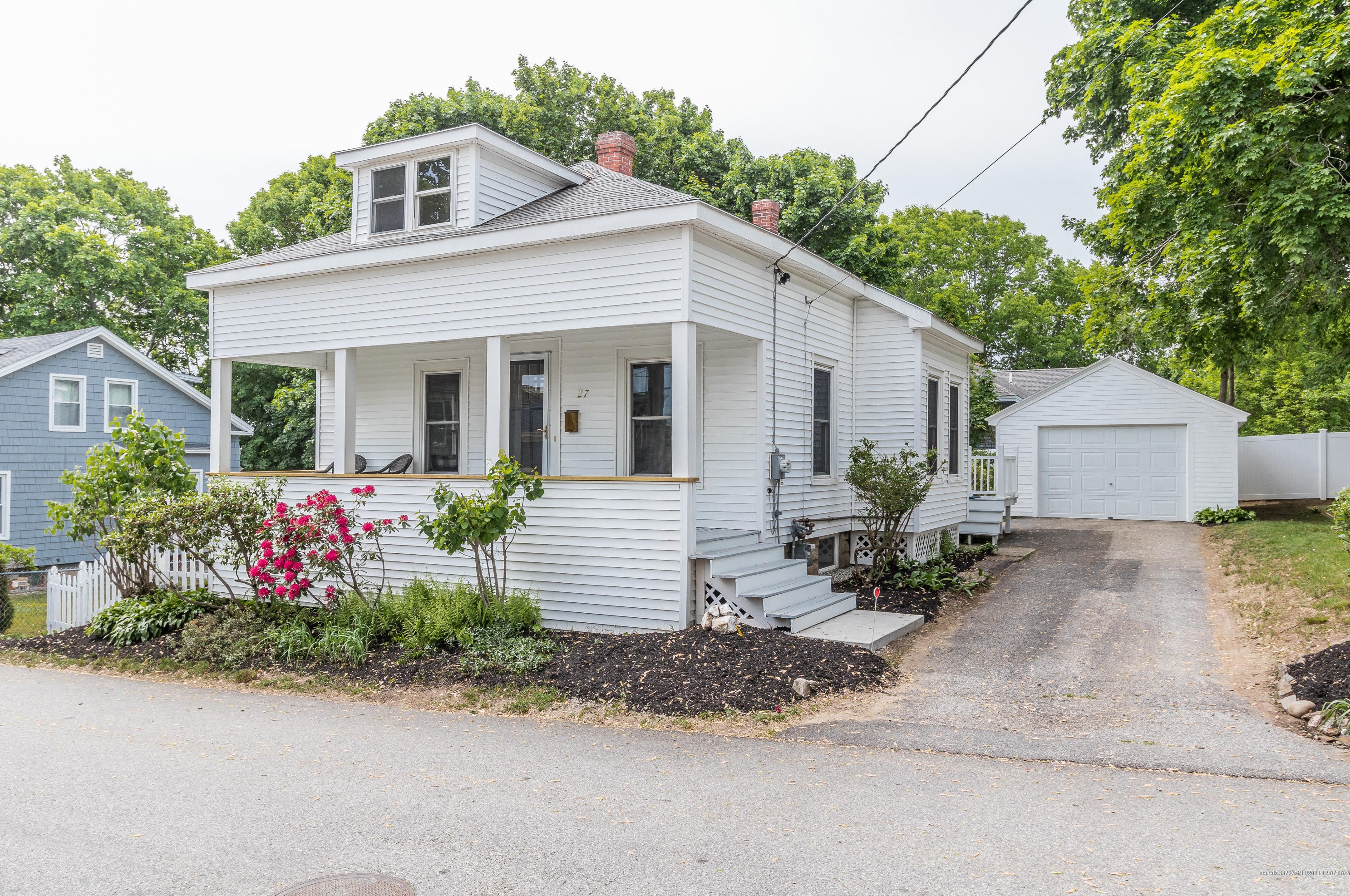 27 Wilson St, Portland ME  04106-4453 exterior