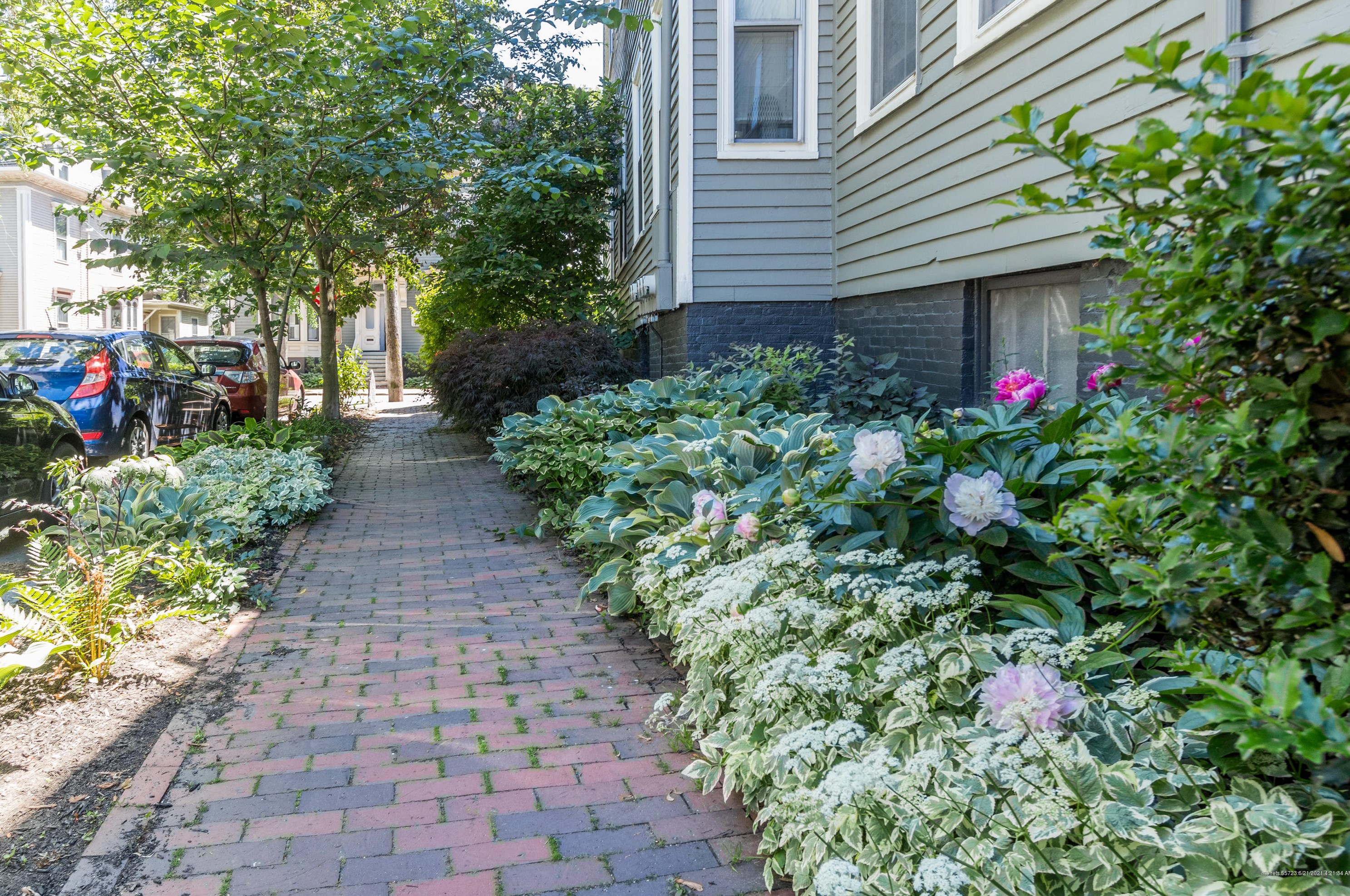 25 Cushman St, Portland ME  04102-3793 exterior