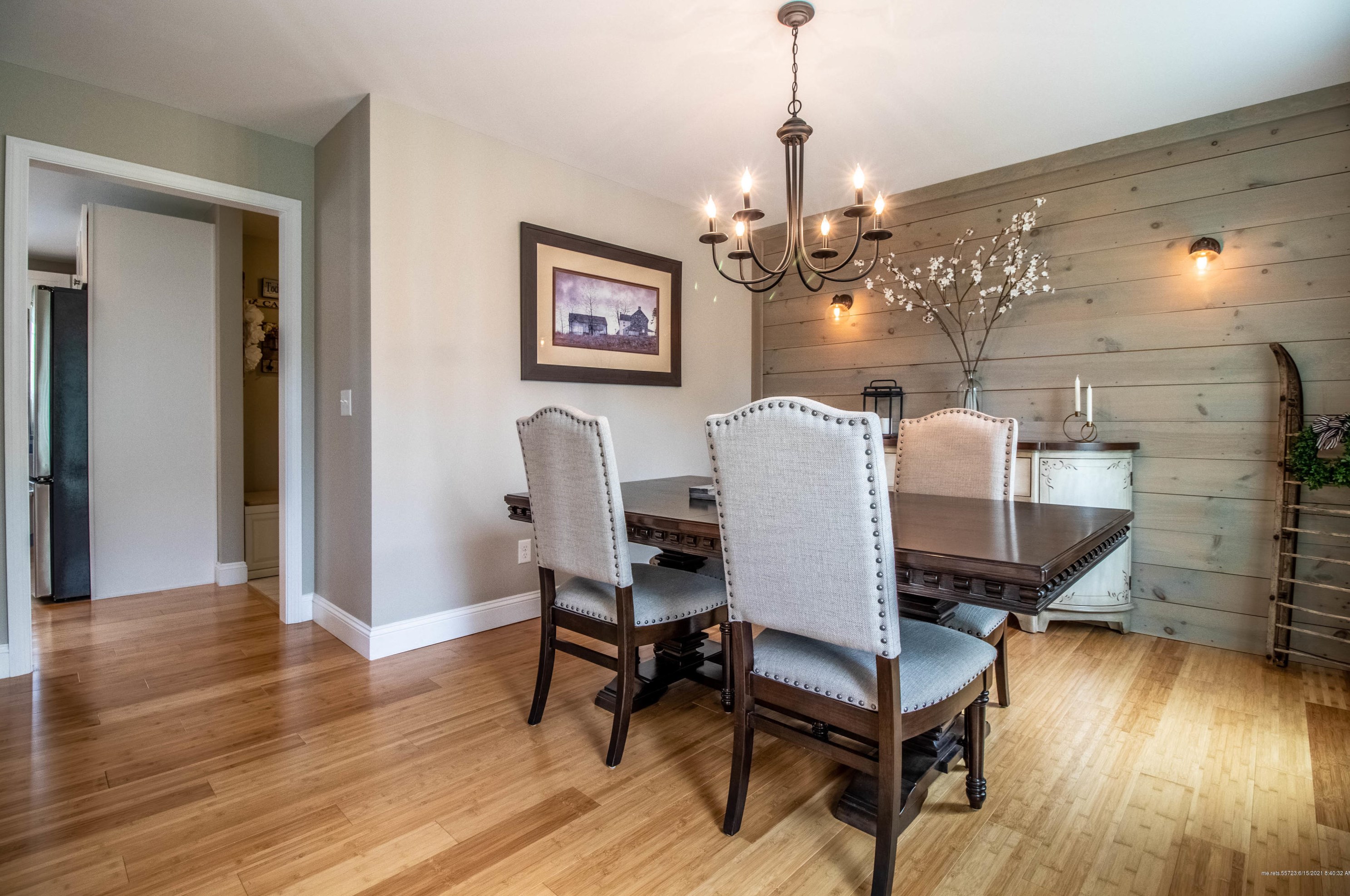 10 Louise St, Gorham ME  04038-1816 exterior