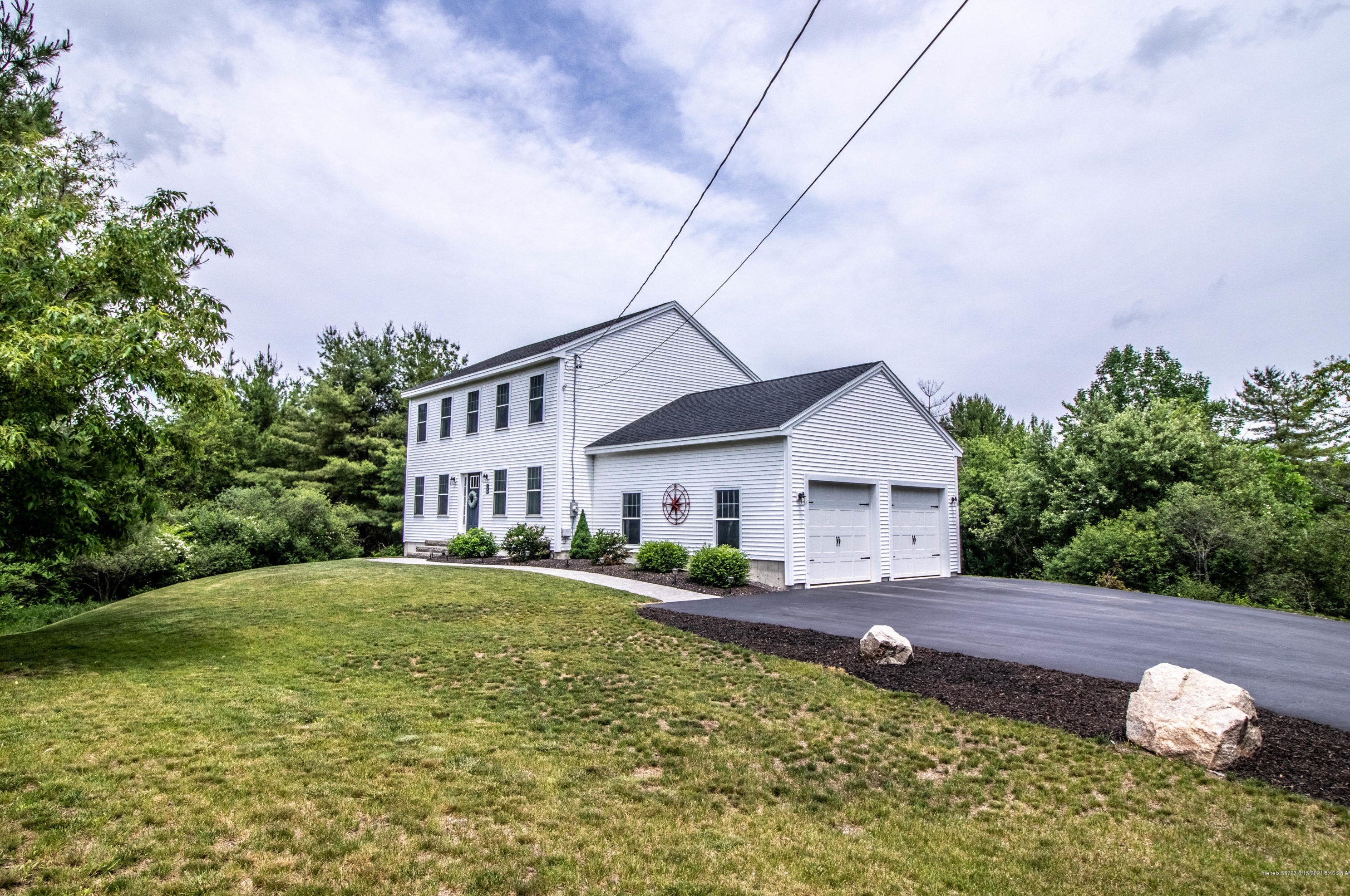 10 Louise St, Gorham ME  04038-1816 exterior