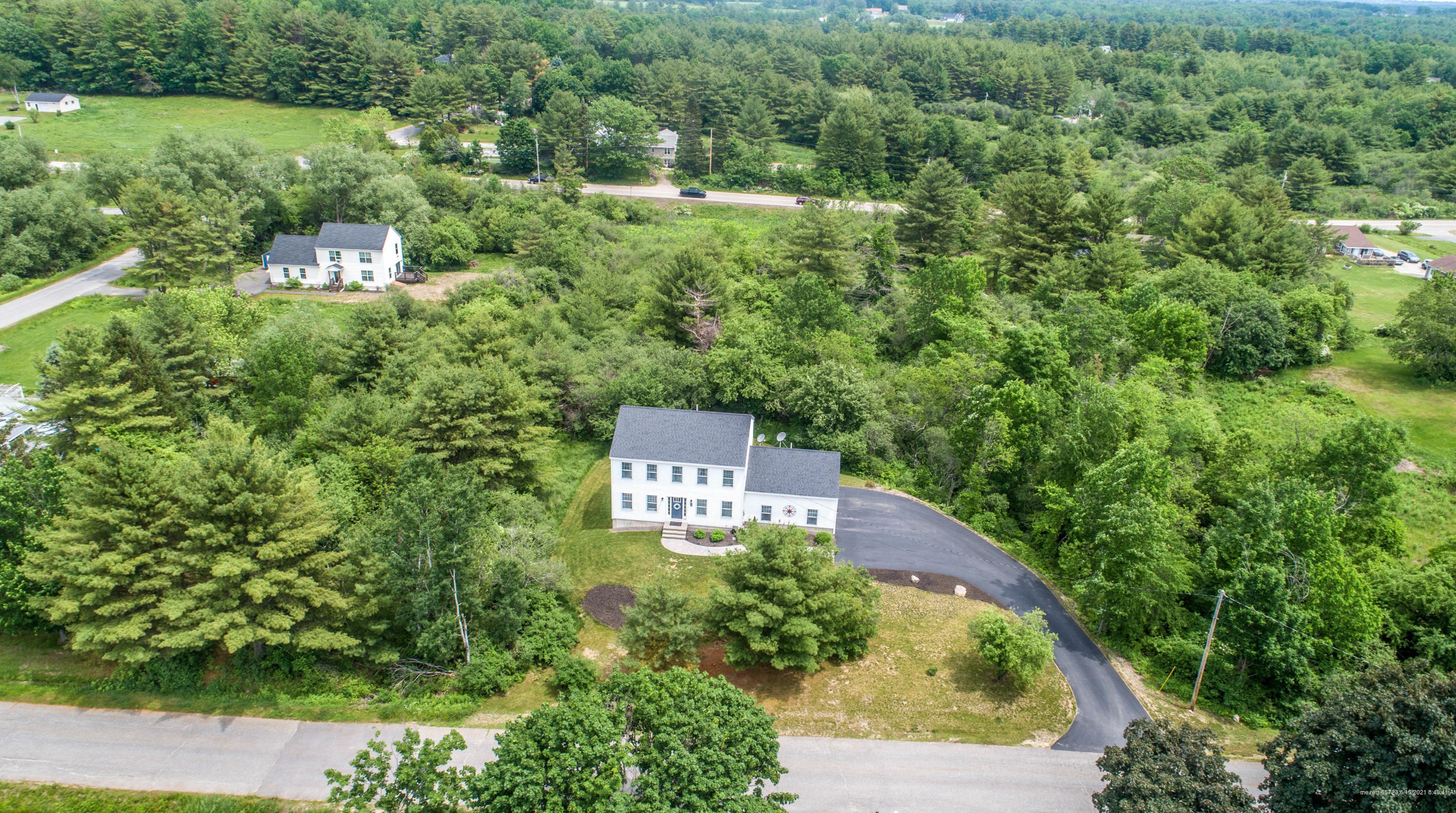 10 Louise St, Gorham ME  04038-1816 exterior