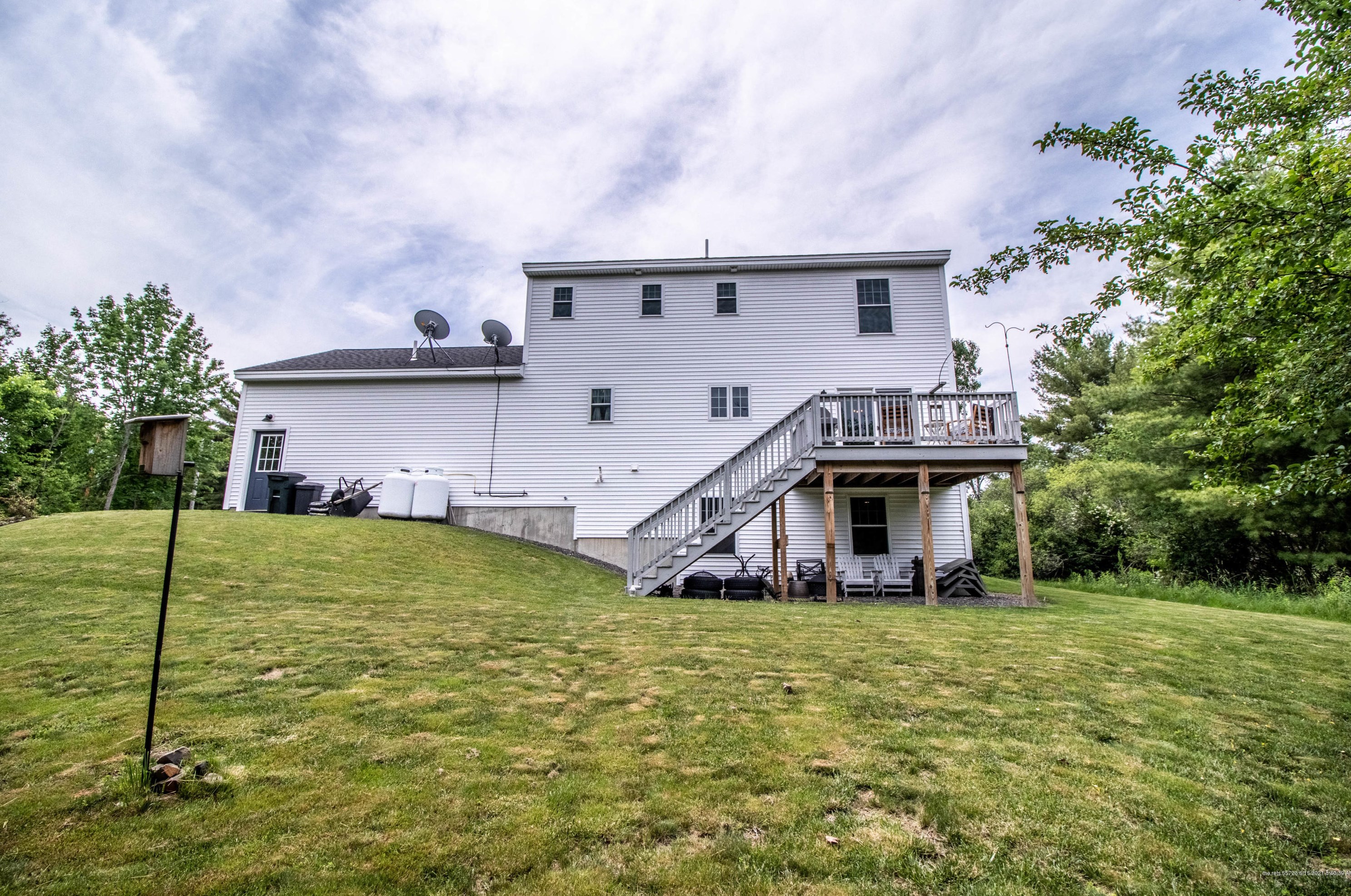 10 Louise St, Gorham ME  04038-1816 exterior