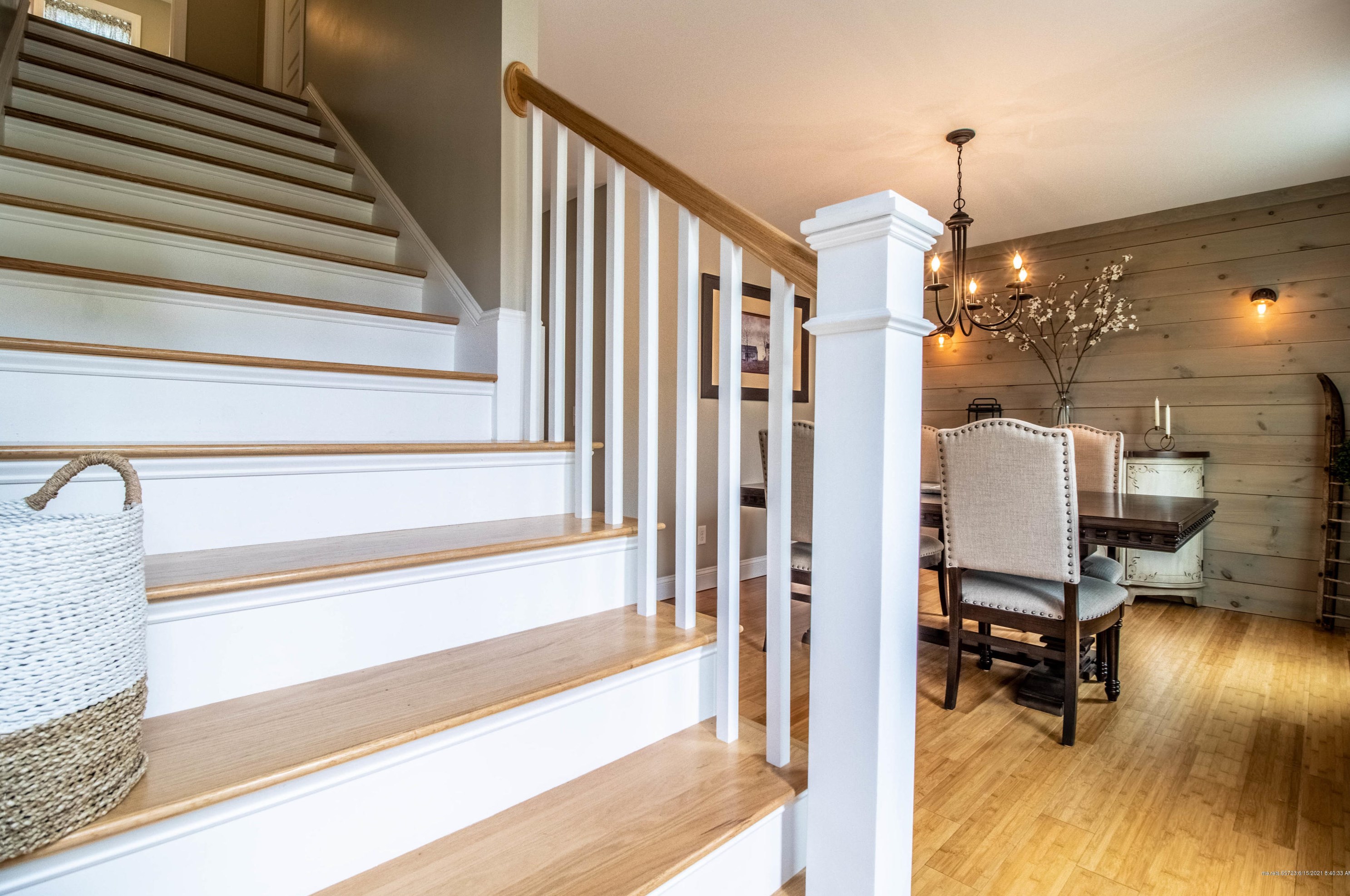 10 Louise St, Gorham ME  04038-1816 exterior