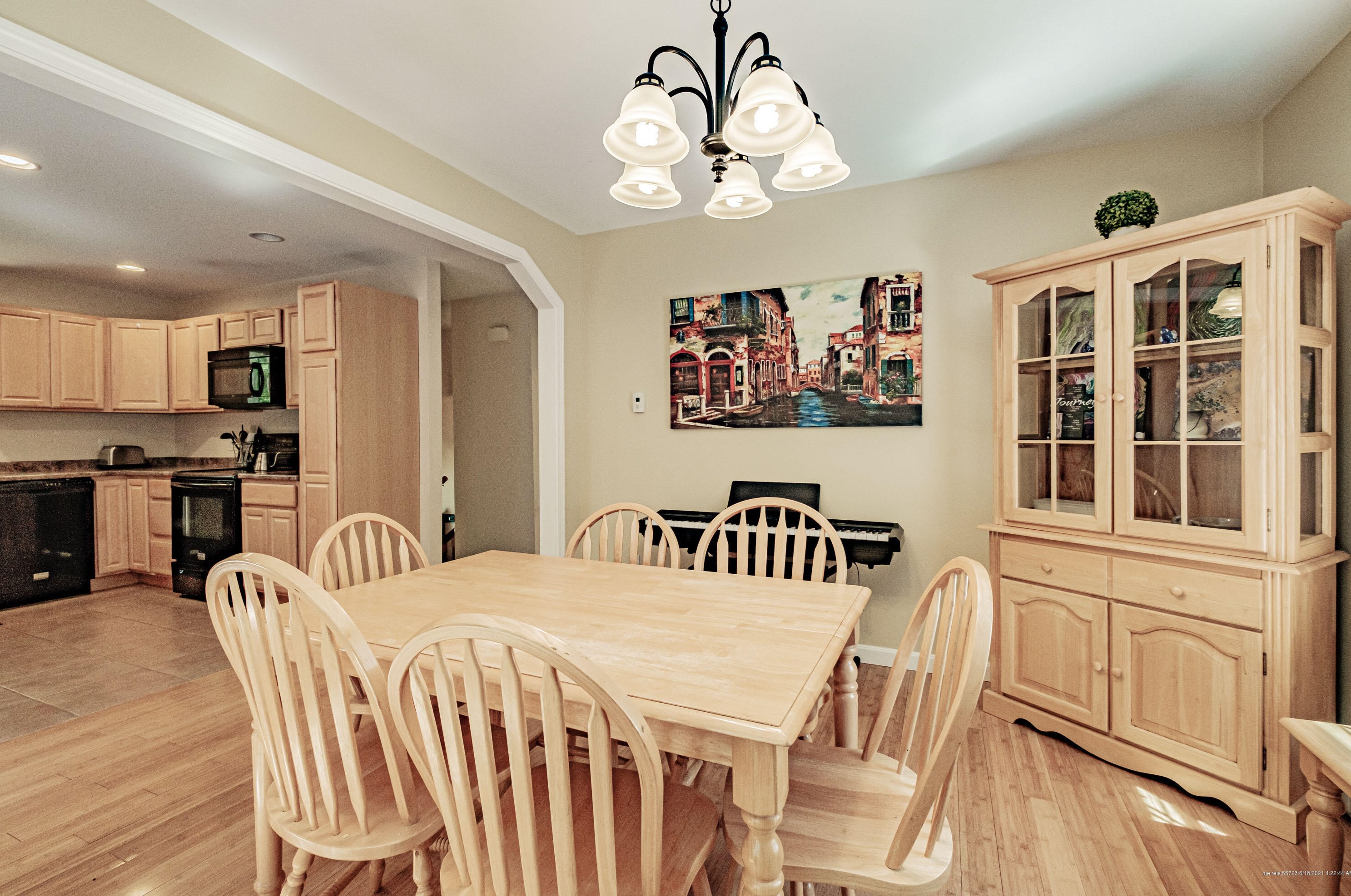 33 Spear Ave, Windham ME  04062-5621 exterior