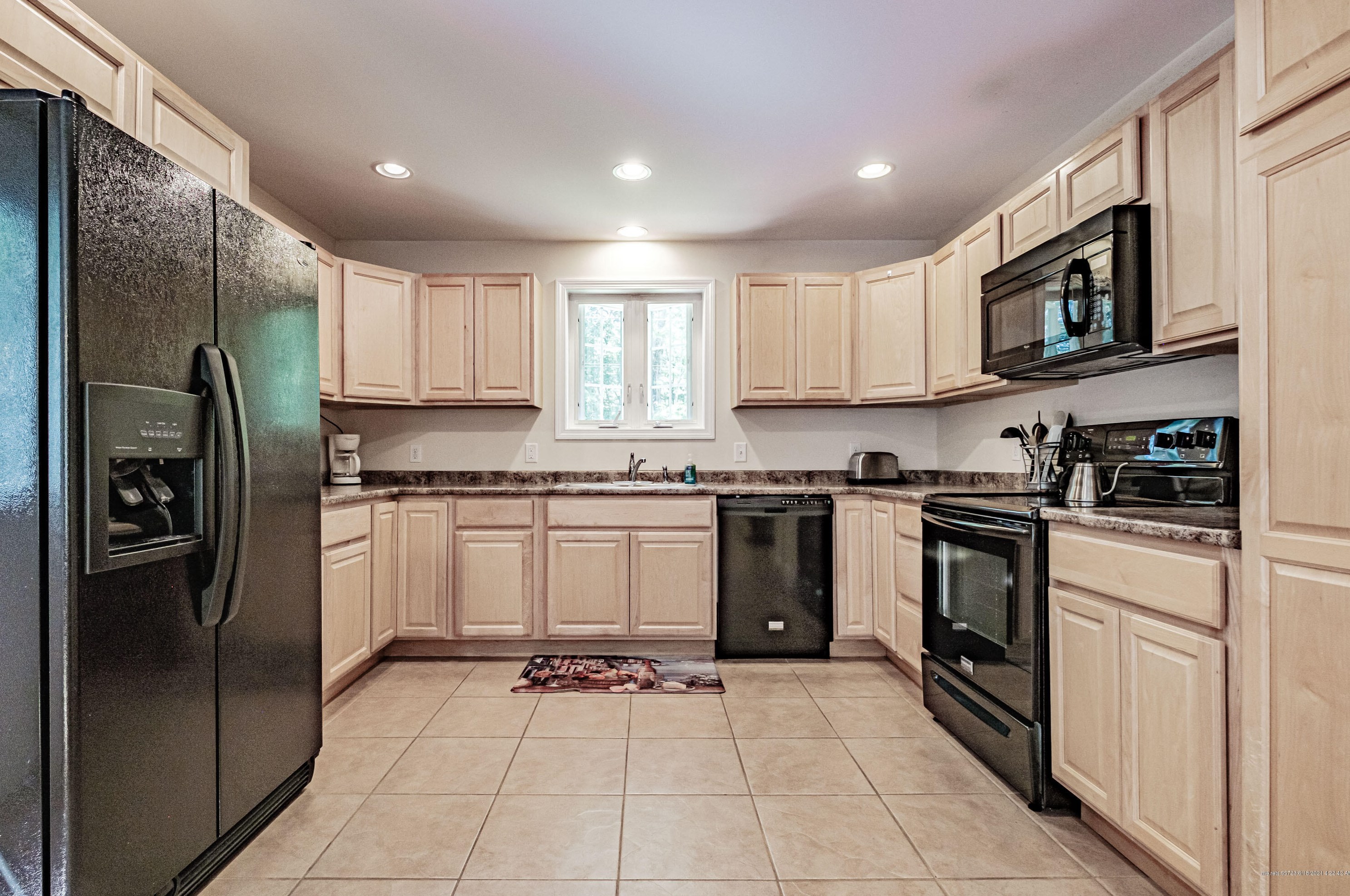 33 Spear Ave, Windham ME  04062-5621 exterior