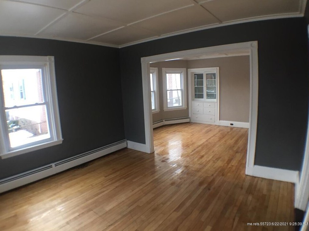 46 Middle St, Saco ME  04072-3306 exterior