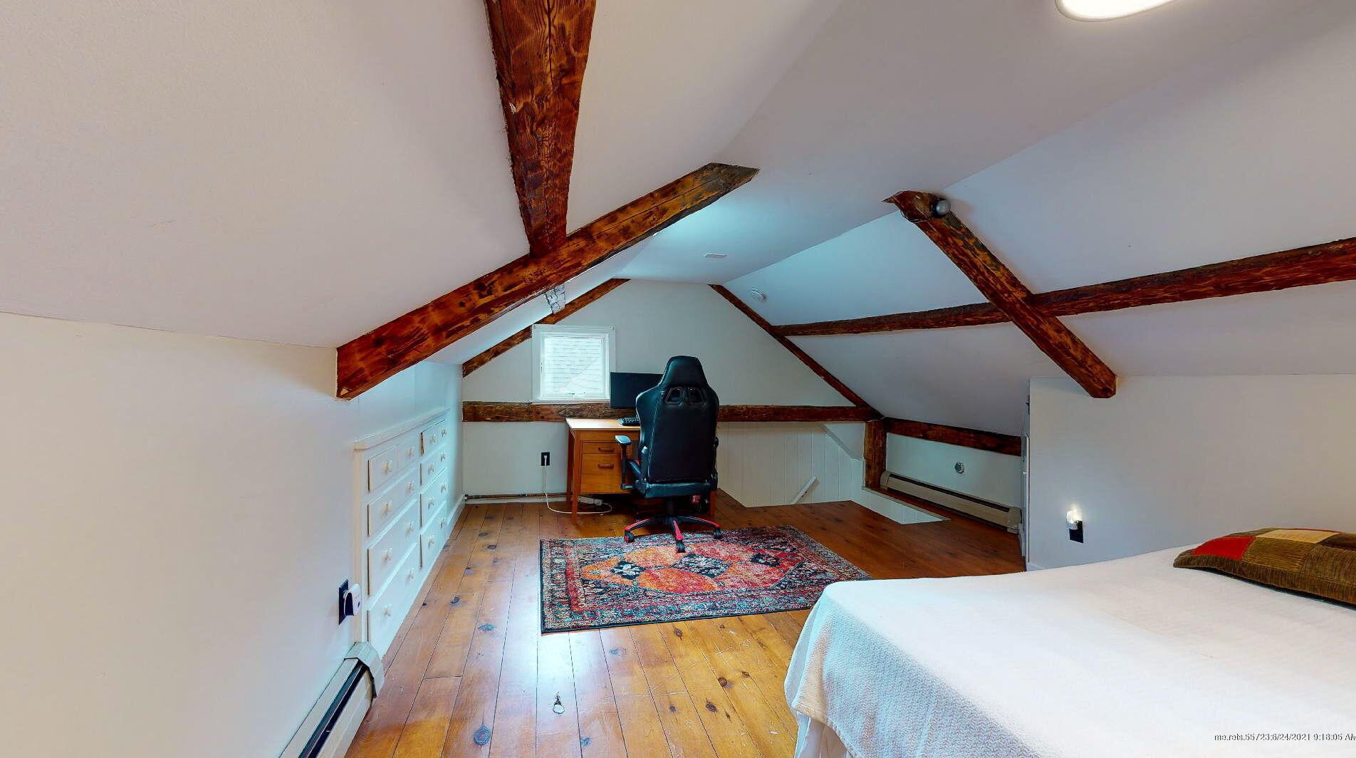 267 Foreside Rd, Portland ME  04105-1729 exterior