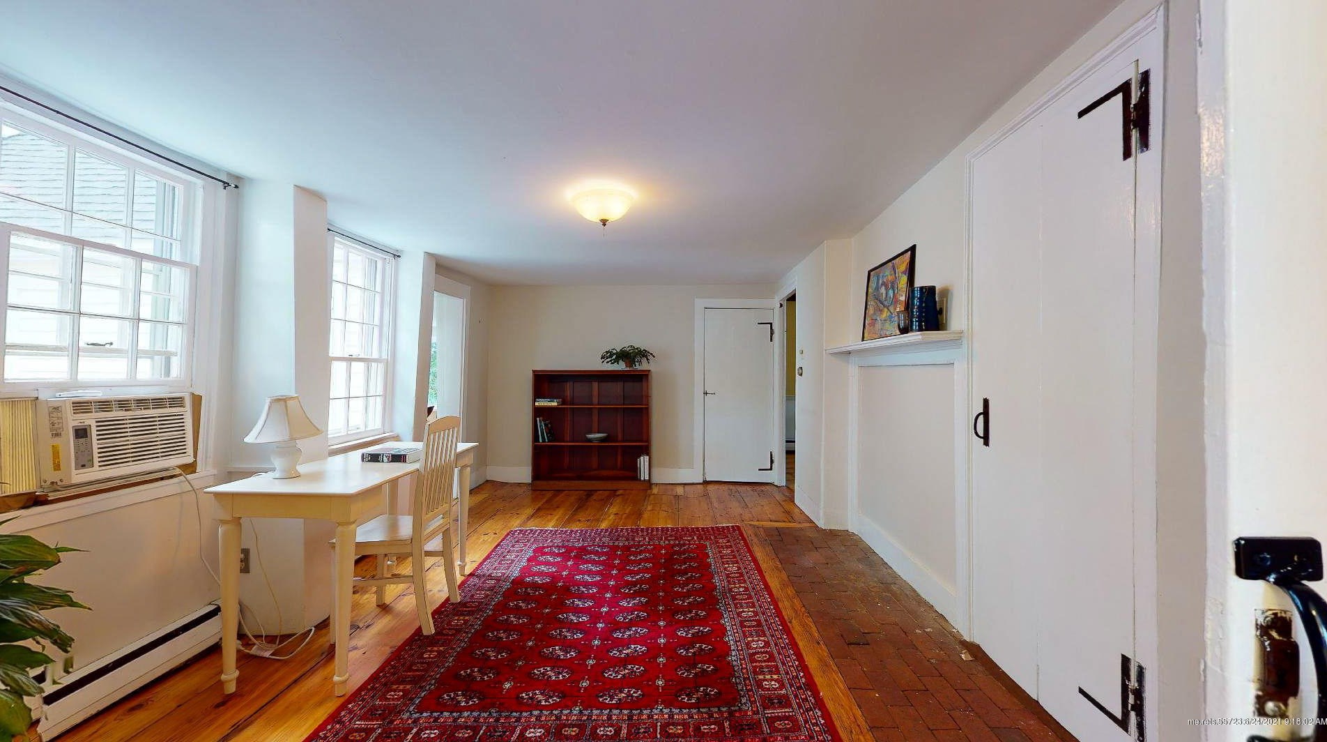 267 Foreside Rd, Portland ME  04105-1729 exterior