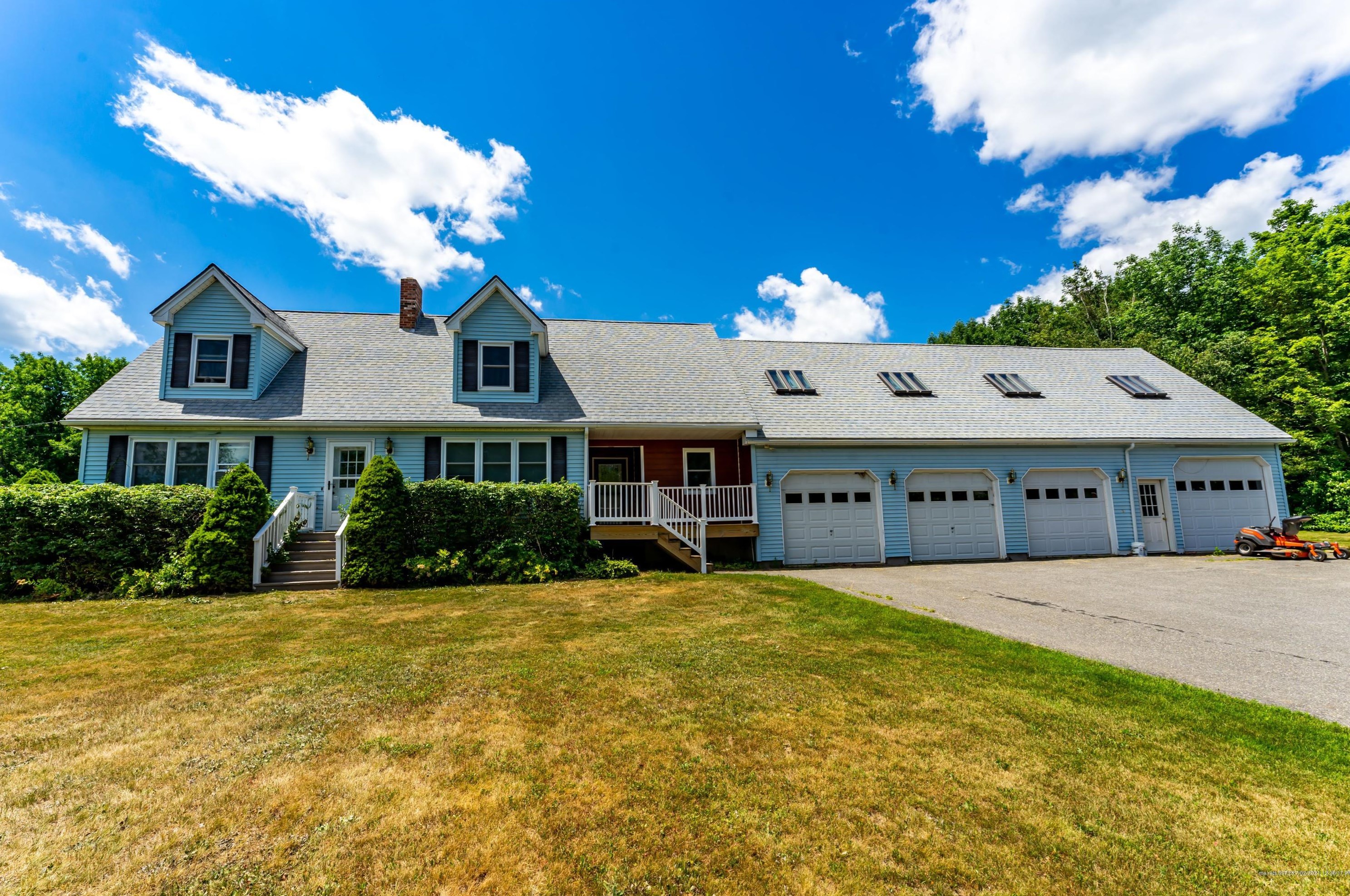 1520 Main St, Readfield ME  04355-4107 exterior