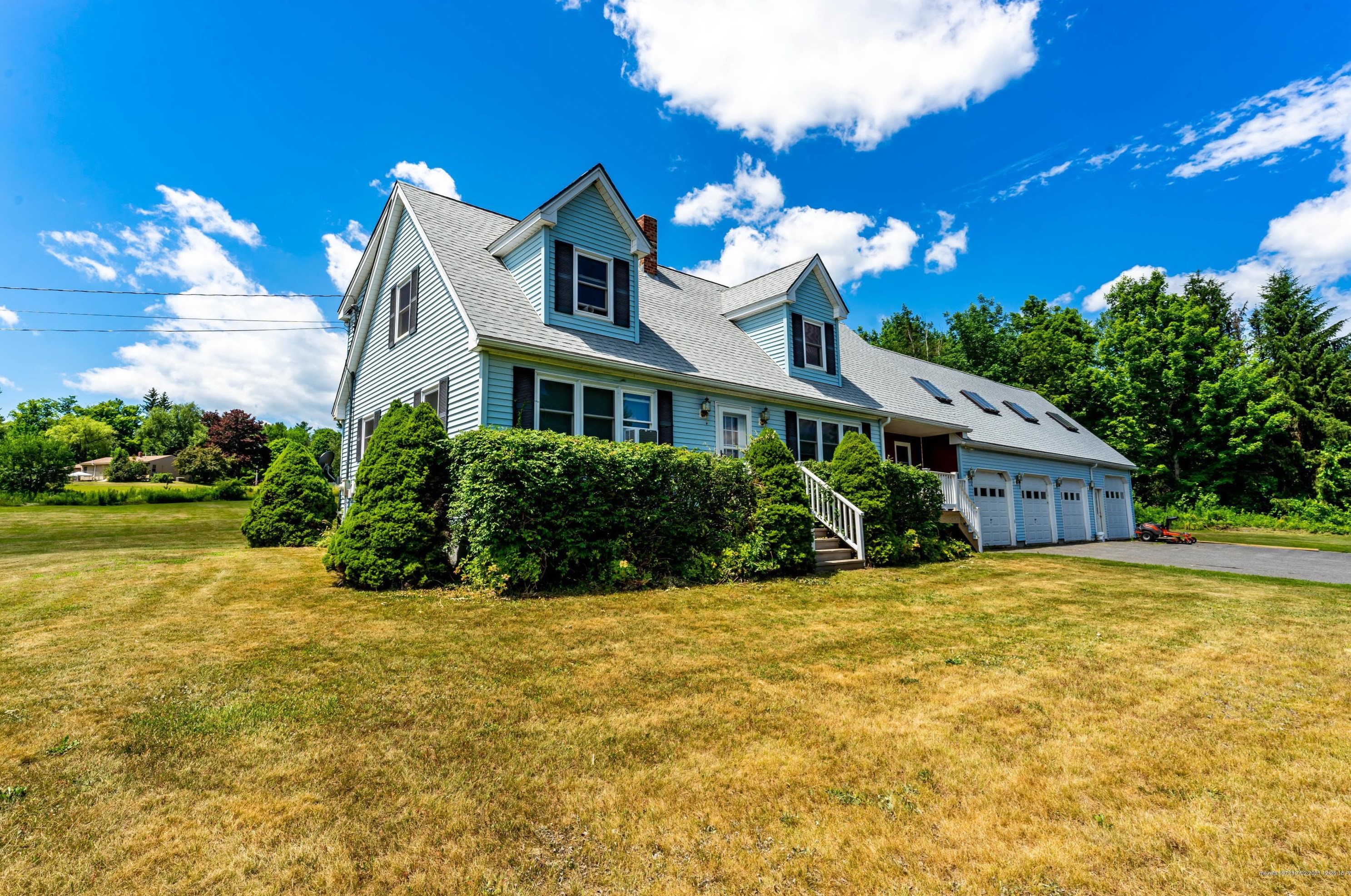 1520 Main St, Readfield ME  04355-4107 exterior