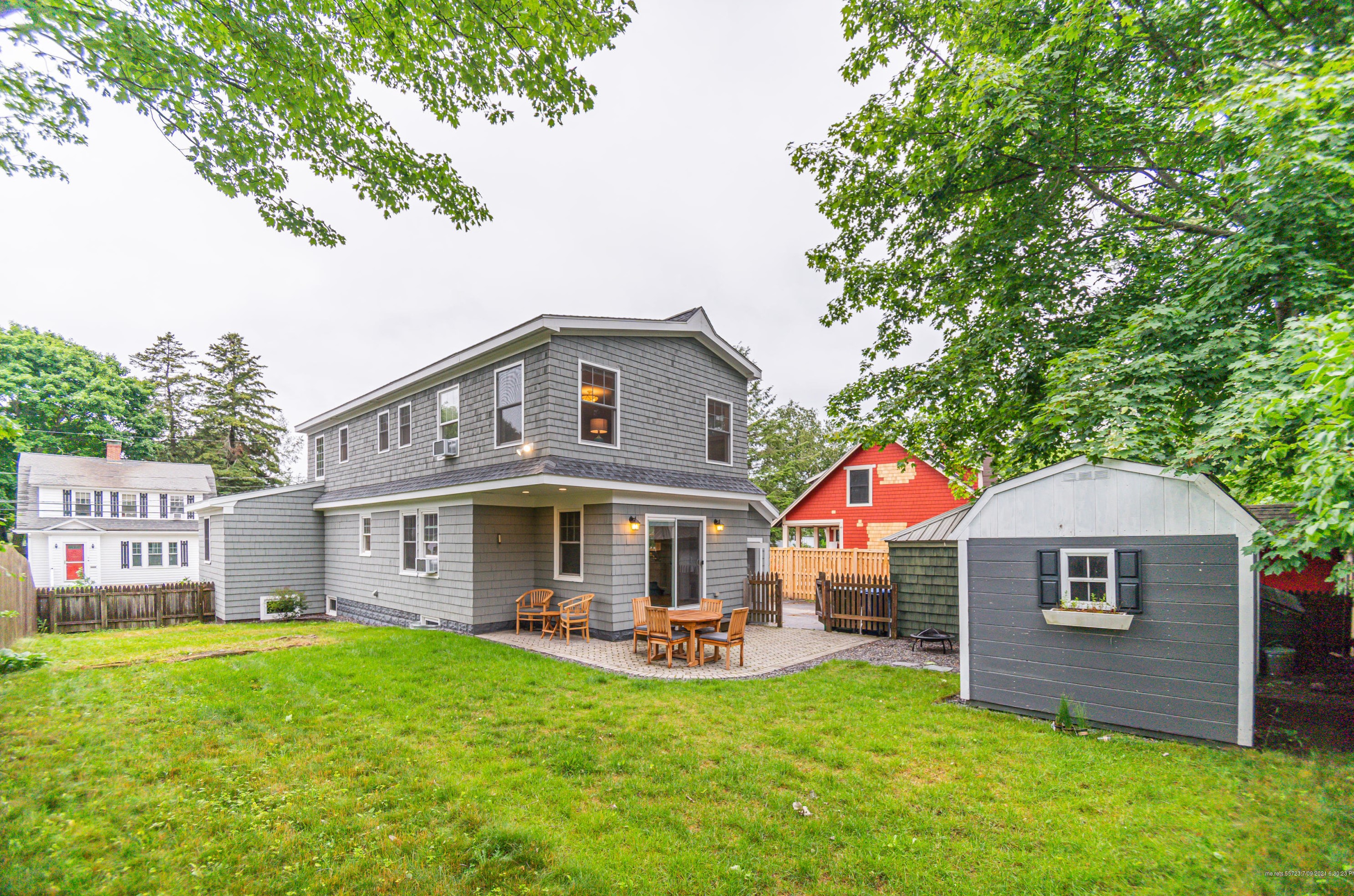 10 Stone Dr, Portland ME  04106-5006 exterior