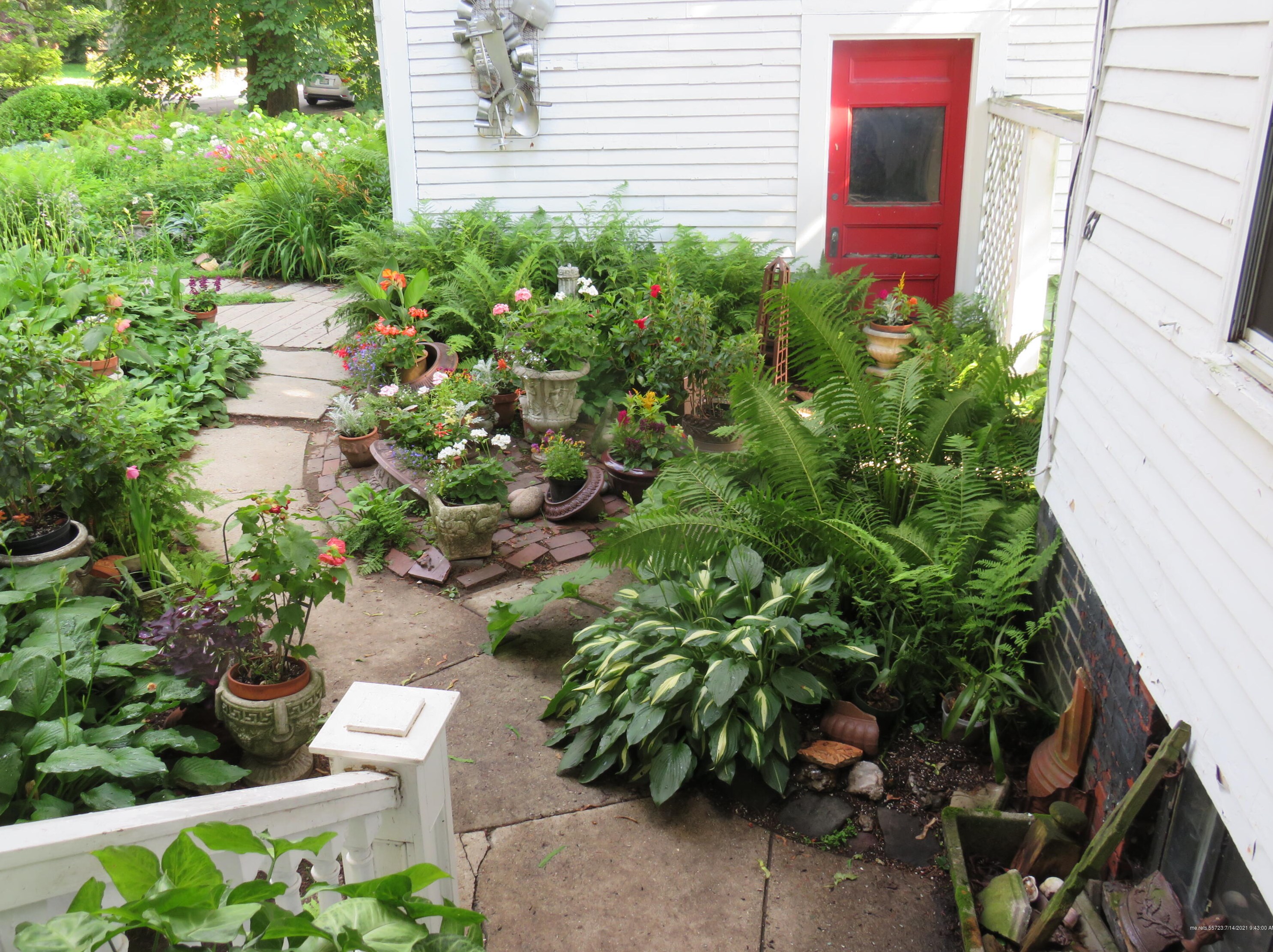 67 Highland St, Portland ME  04103-3007 exterior