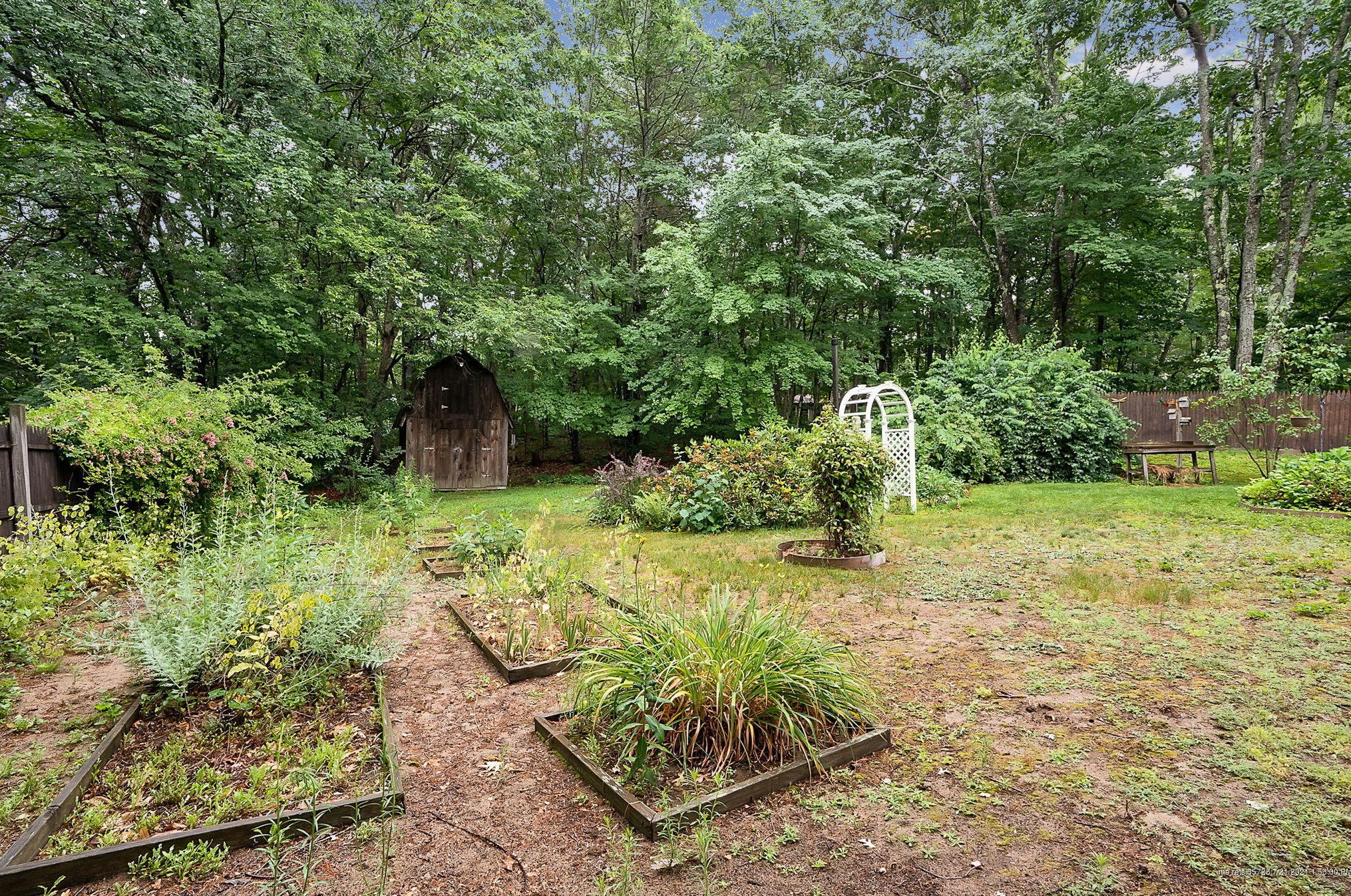 28 Collinwood Cir, Windham ME  04062-5156 exterior