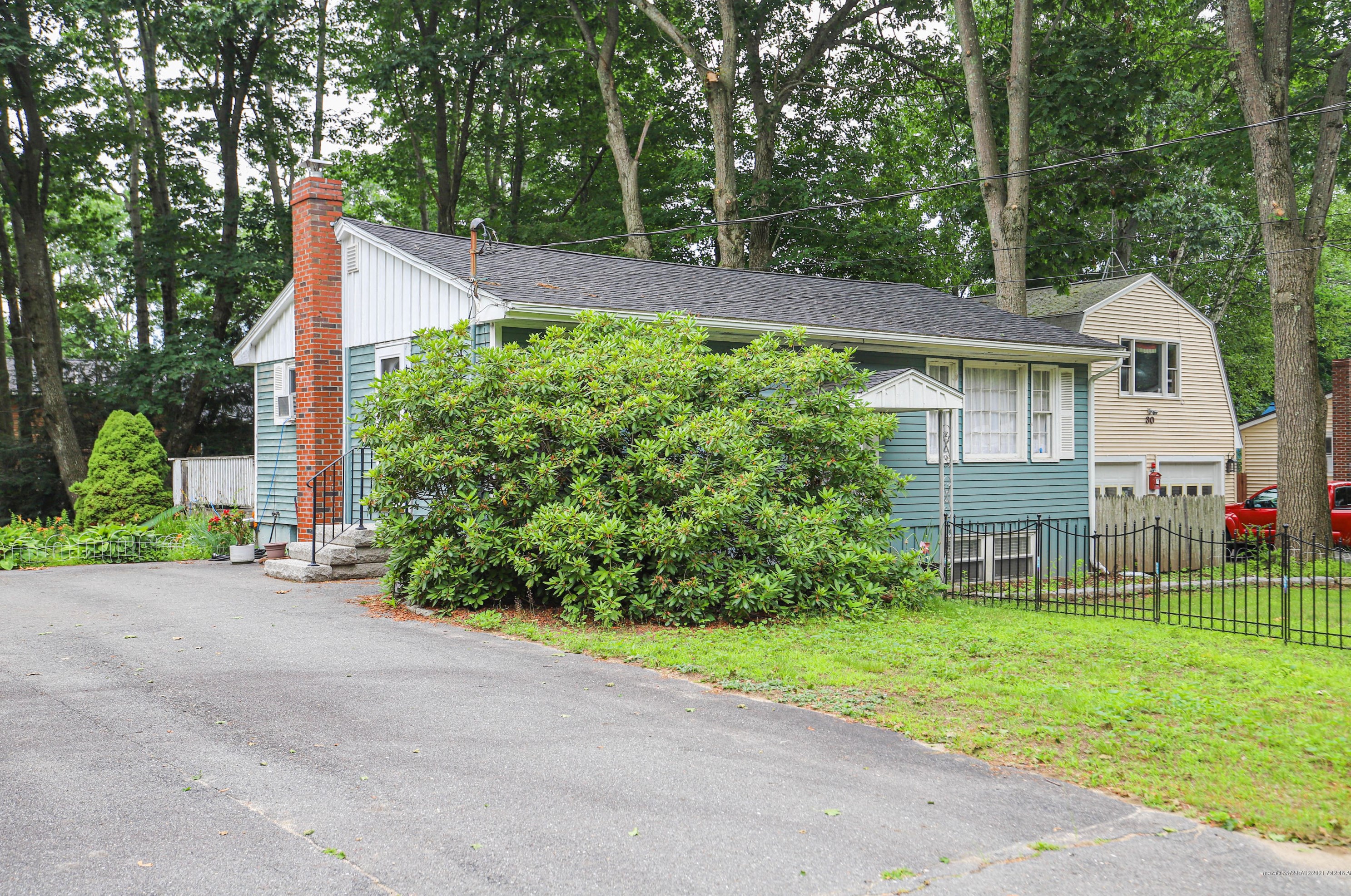 22 Stroudwater Pl, Westbrook ME  04092-4044 exterior