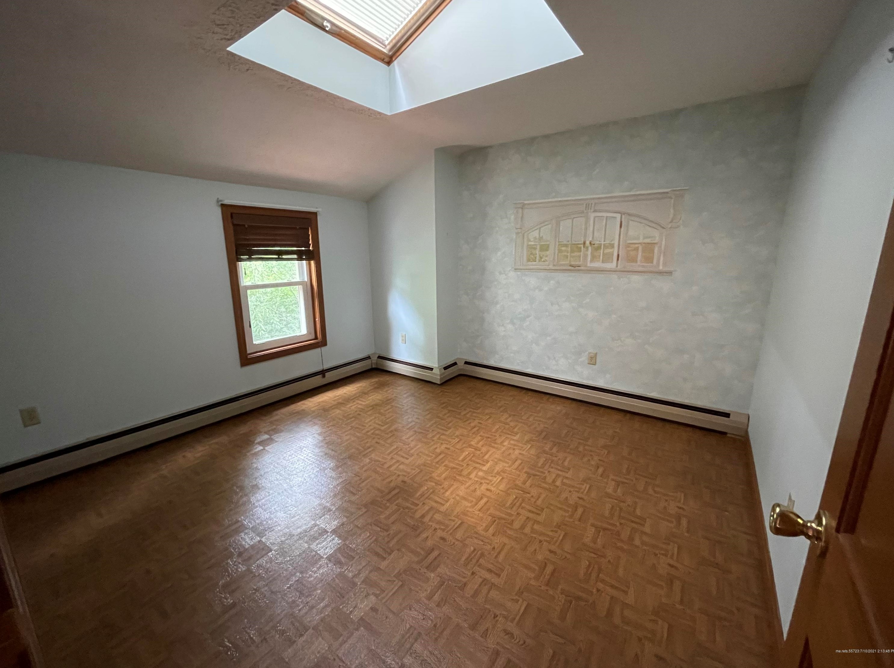 212 Prospect St, Westbrook ME  04092-2648 exterior