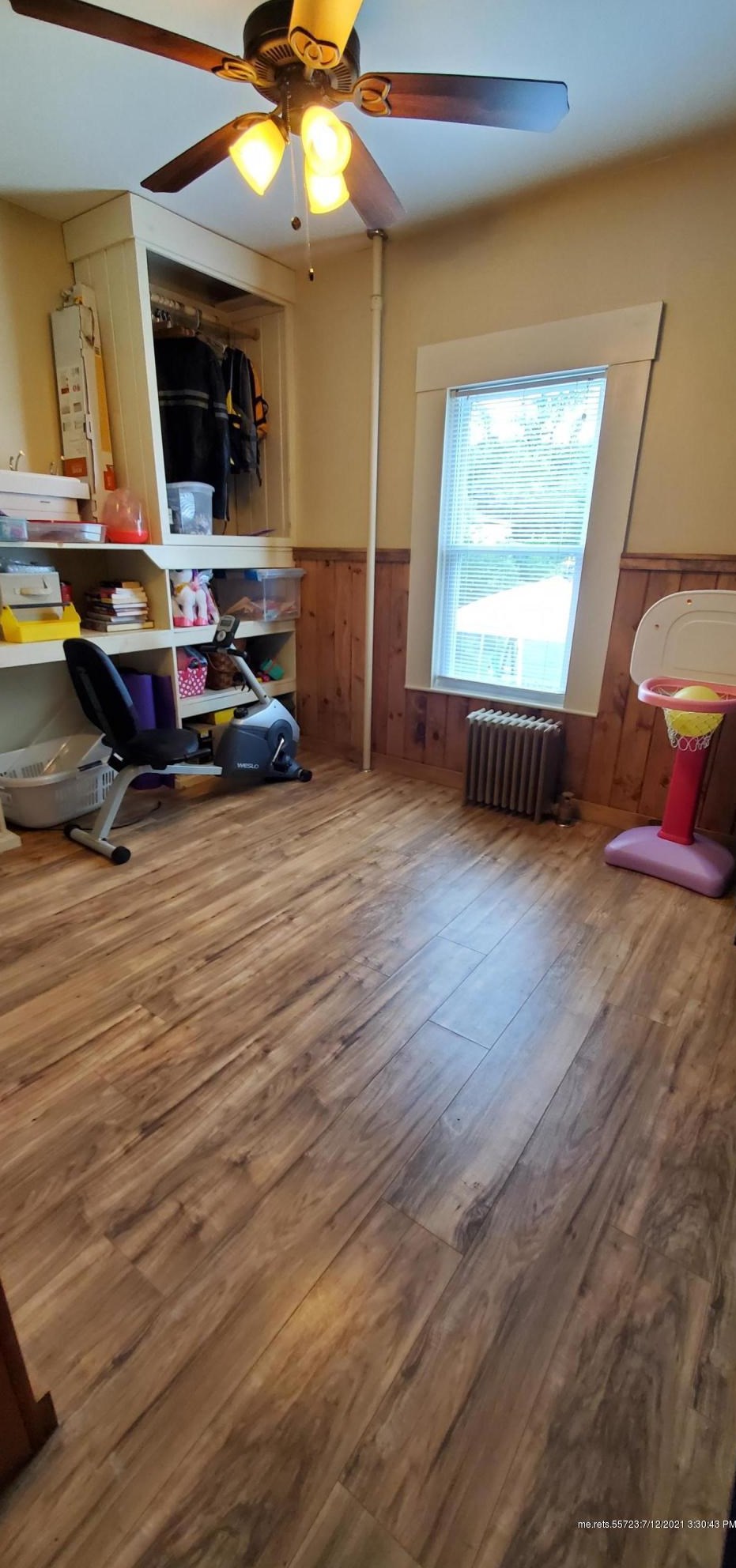 1073 Main St, Clinton ME  04927-3104 exterior