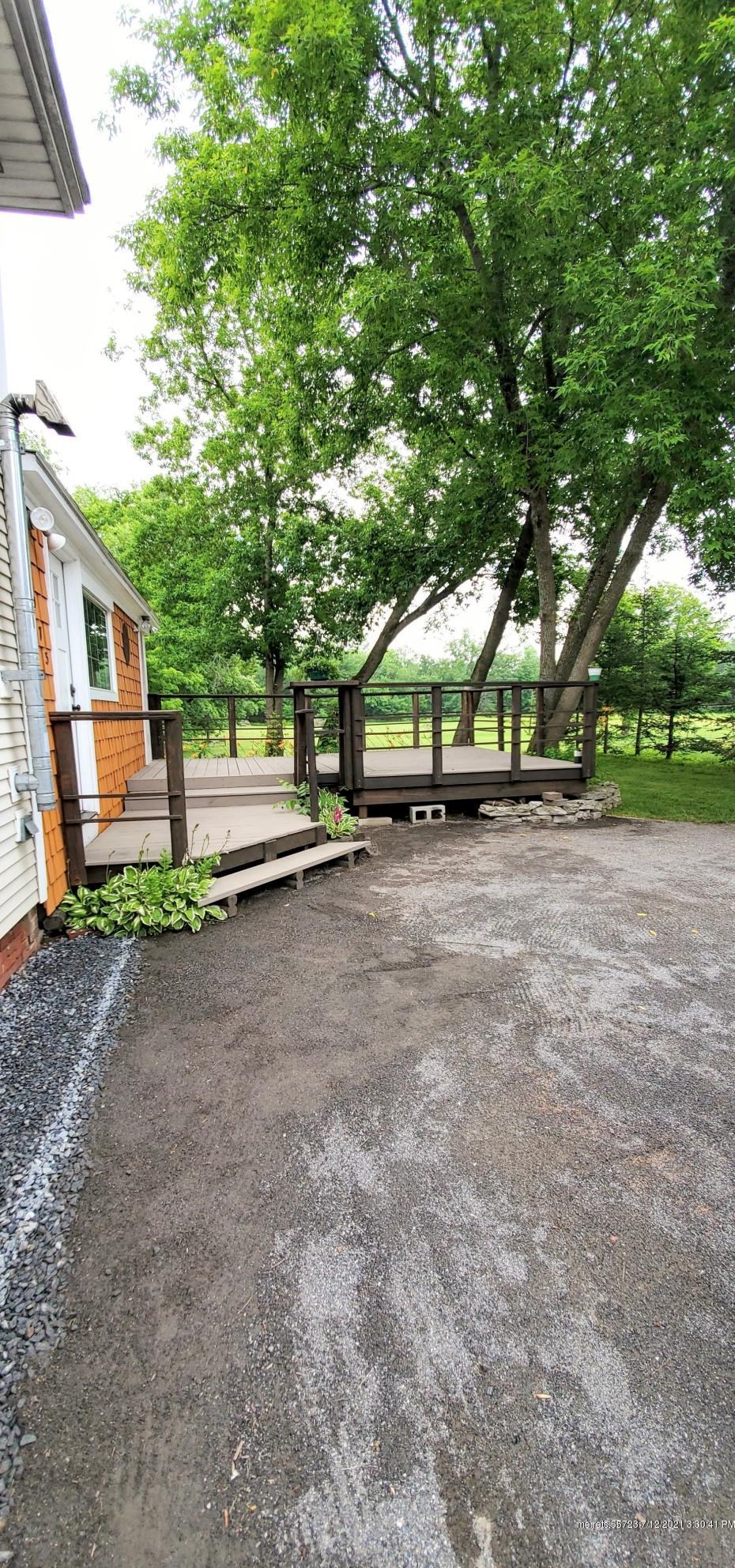 1073 Main St, Clinton ME  04927-3104 exterior