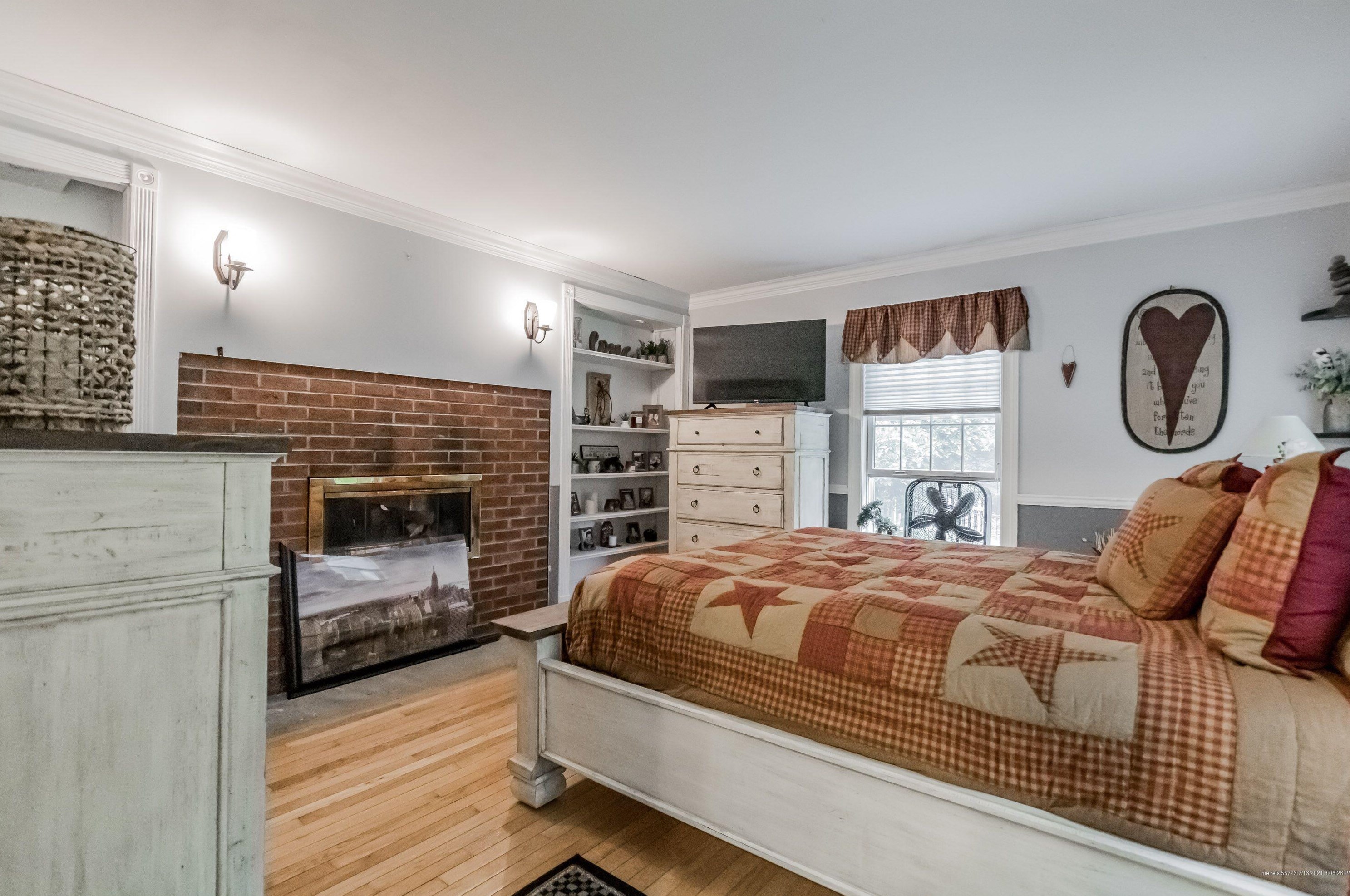 16 Heritage Ln, Windham ME  04062-4982 exterior