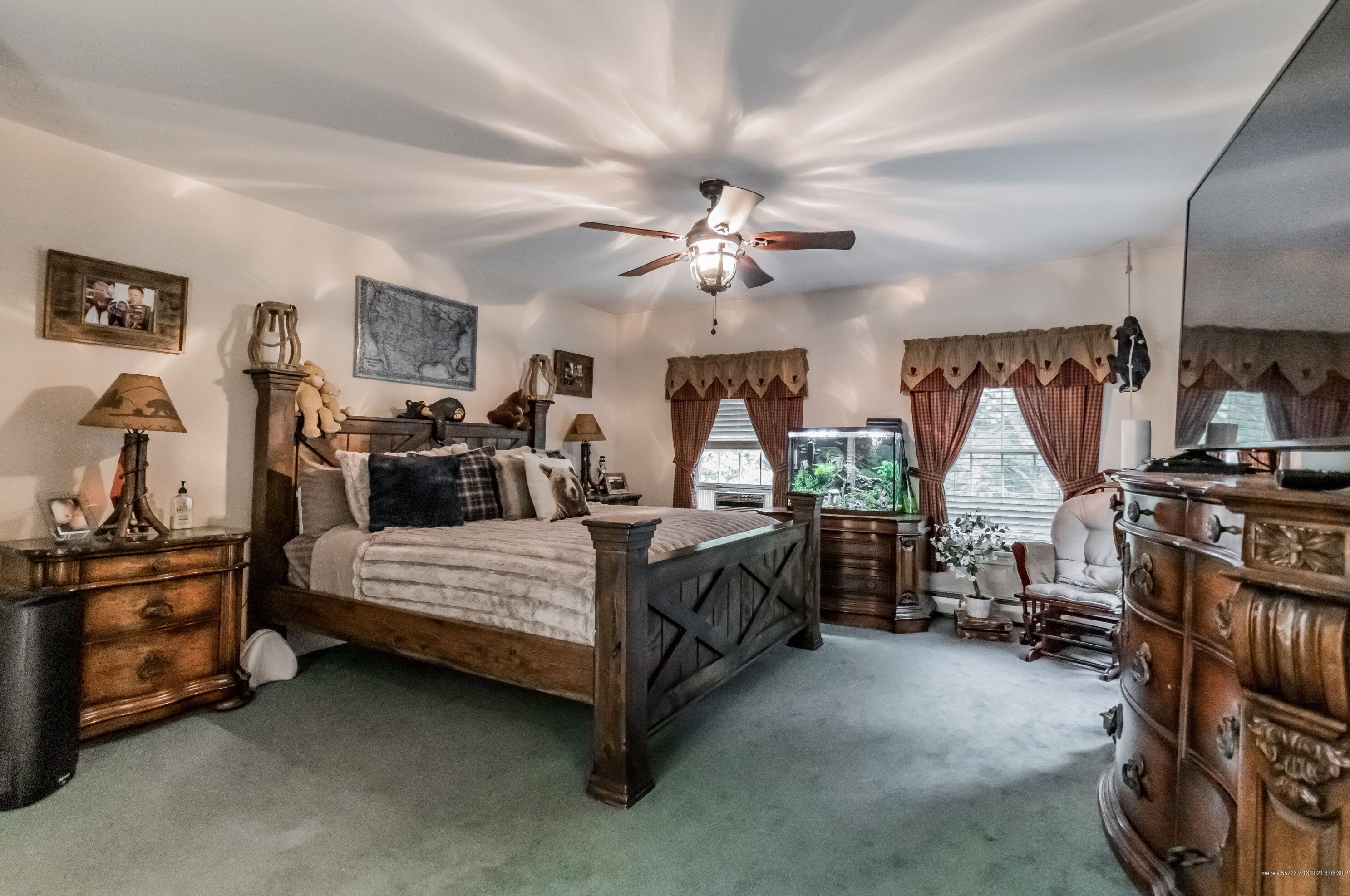 16 Heritage Ln, Windham ME  04062-4982 exterior