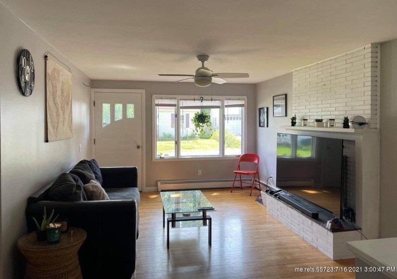 51 Francis St, Waterville ME  04901-5226 exterior