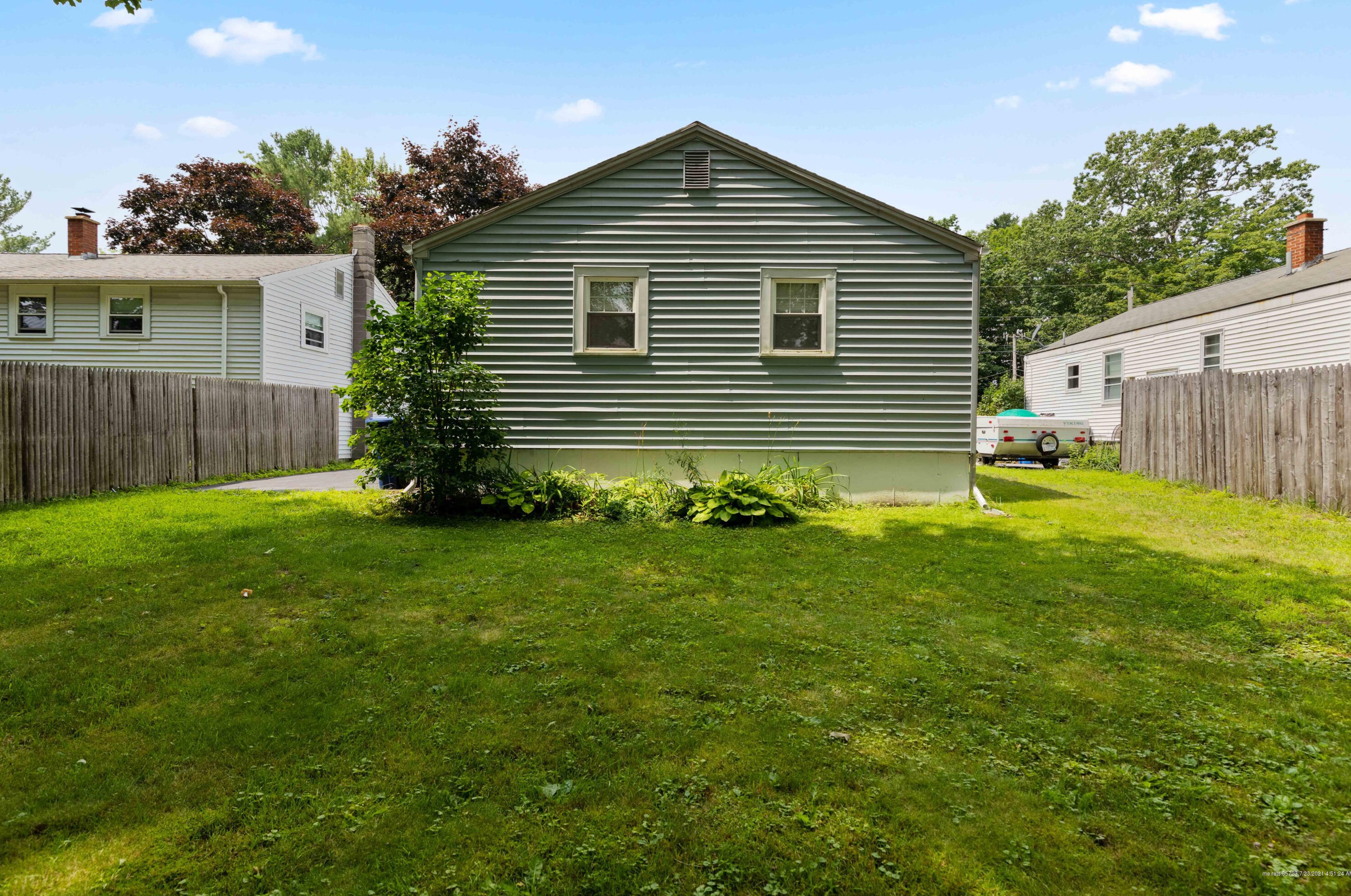 40 Hobart St, Portland ME  04102-2408 exterior