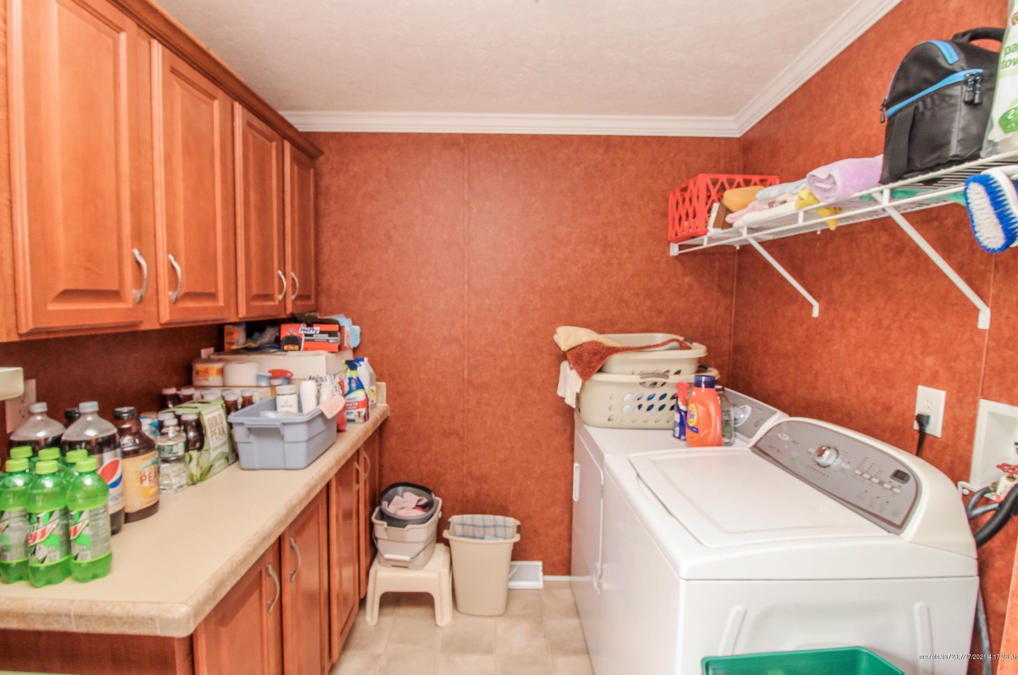 9 Ledge Cir, Bangor ME  04401-2594 exterior