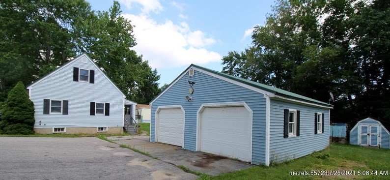 8 Olive St, Saco ME  04072-1633 exterior