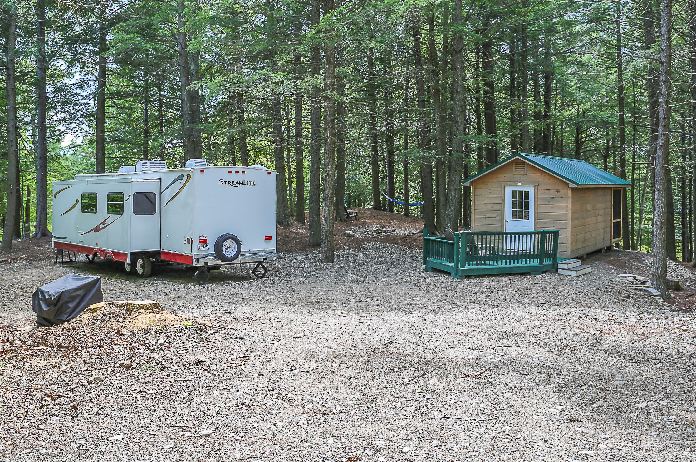 6 Boslee Dr, Brooks ME  04921-3155 exterior