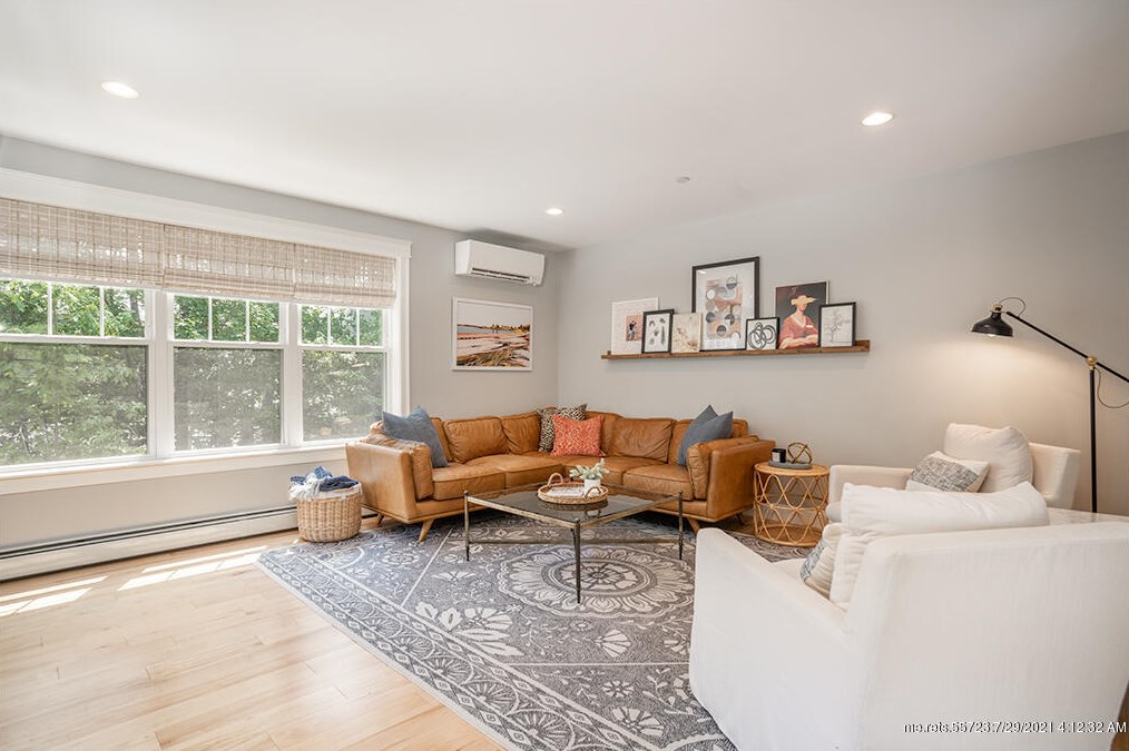 4 Alice St, Portland ME  04103-2212 exterior