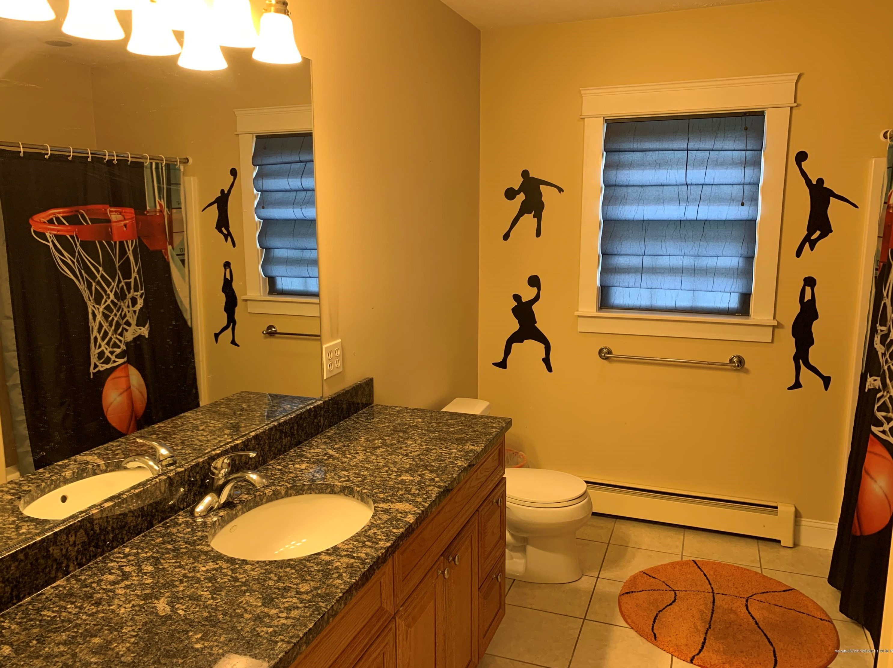 34 Annies Way, Gorham ME  04038-2391 exterior