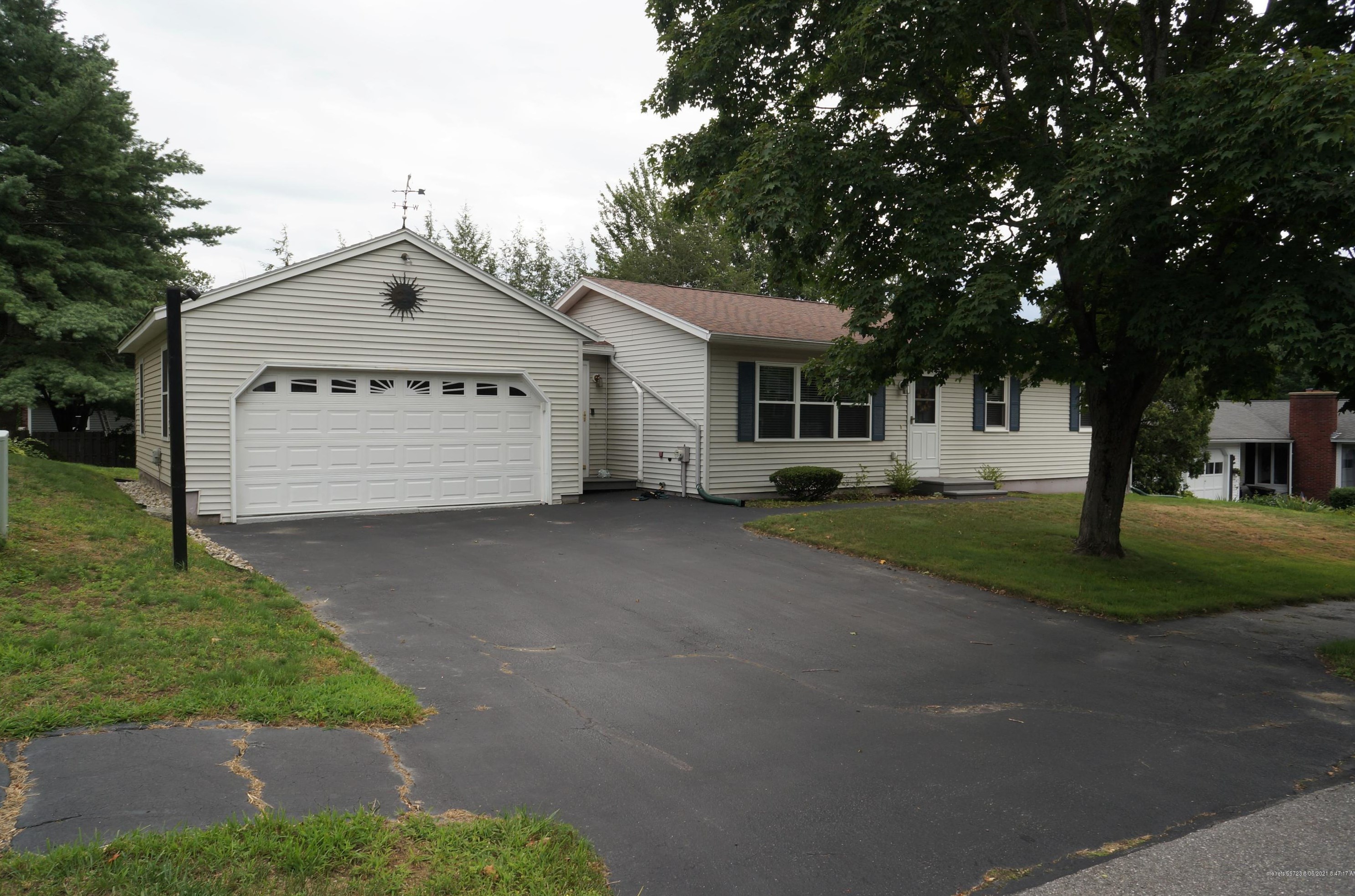 80 Primrose Ln, Portland ME  04103-1615 exterior