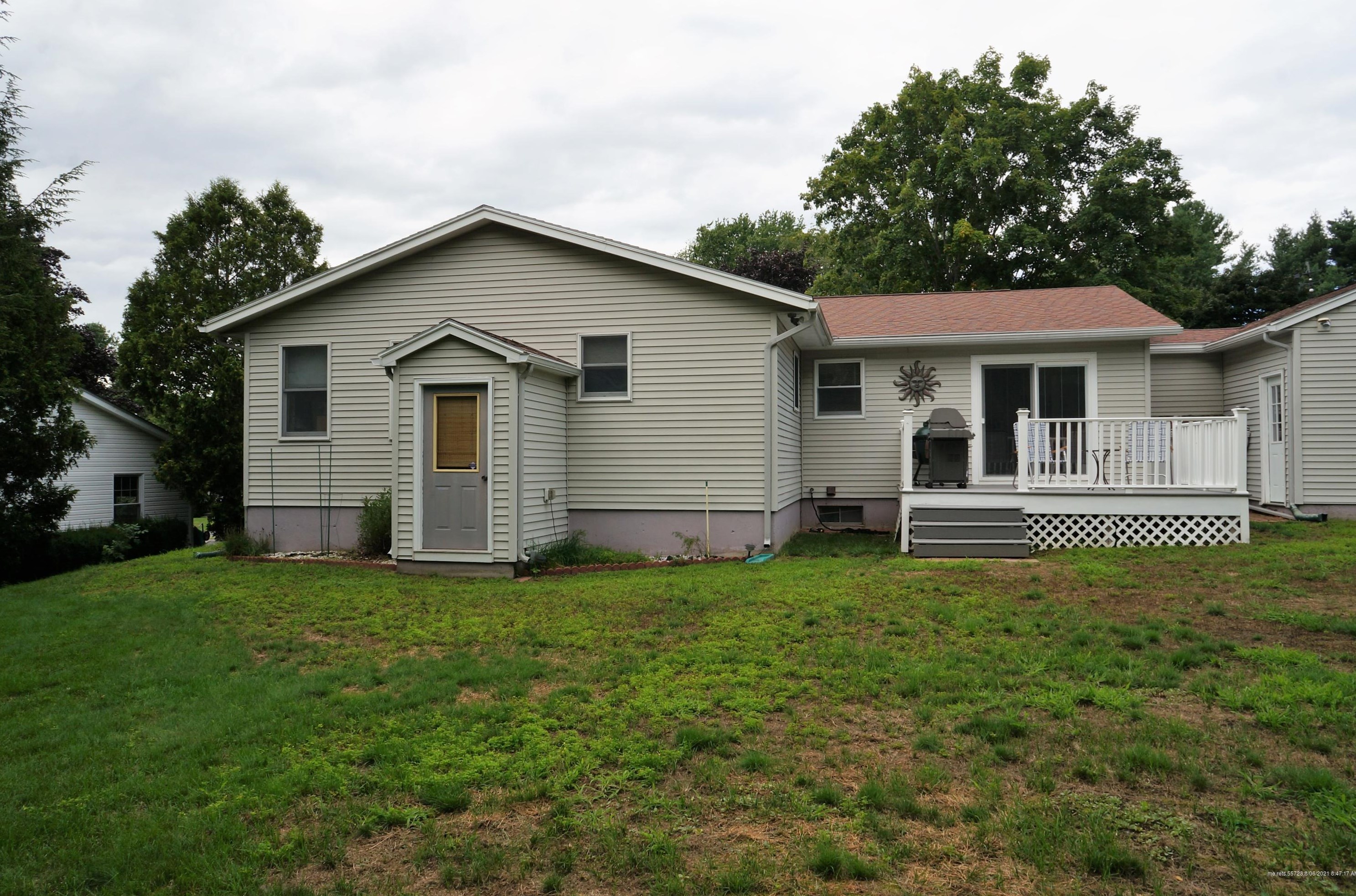 80 Primrose Ln, Portland ME  04103-1615 exterior