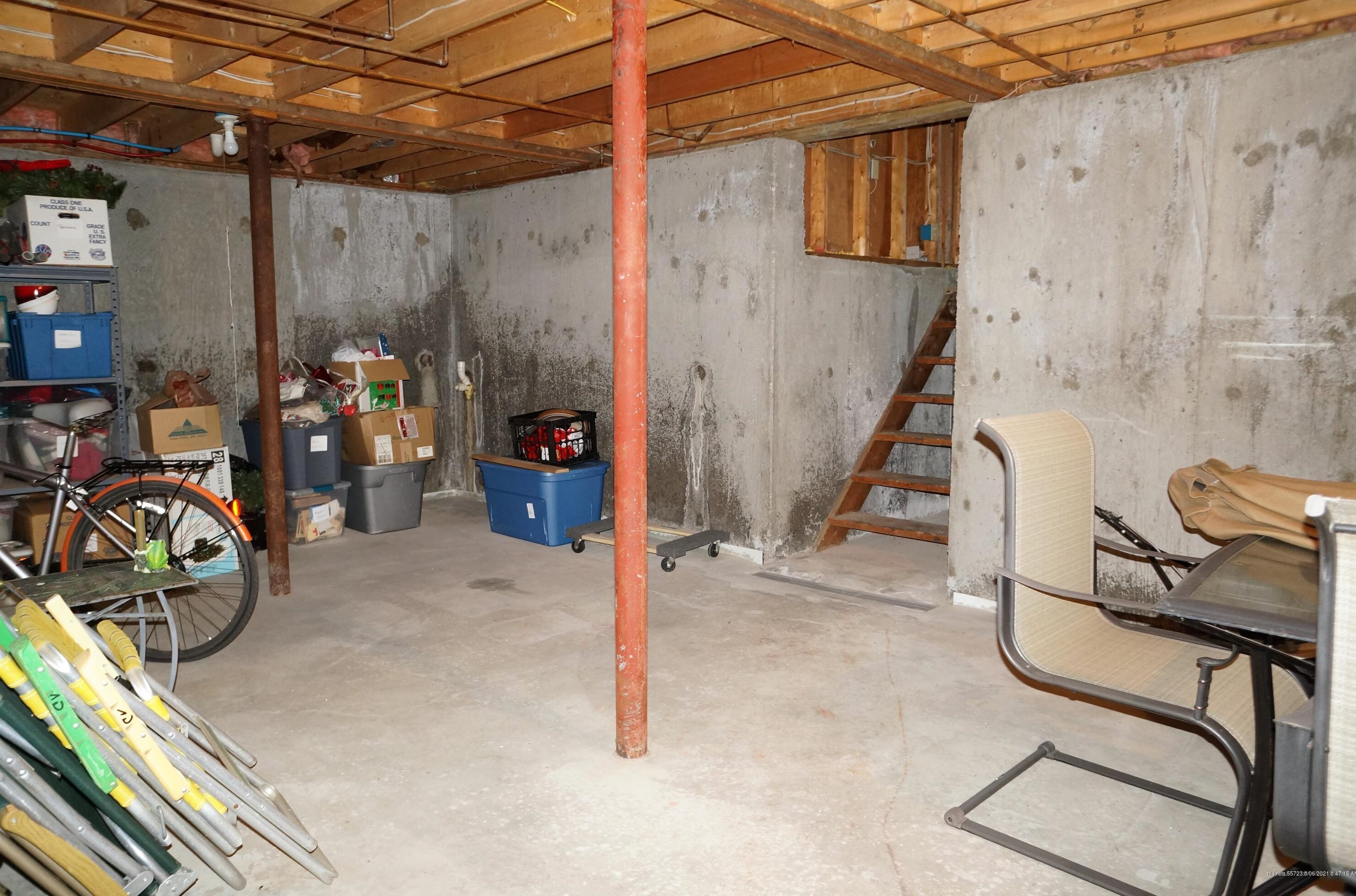 80 Primrose Ln, Portland ME  04103-1615 exterior