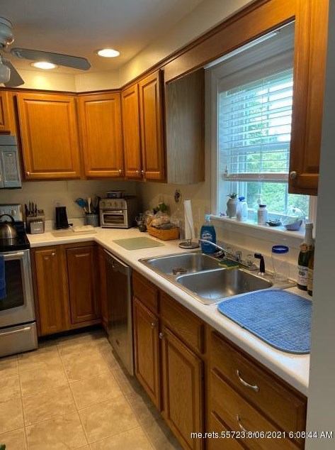 5 Clearview Dr, Gorham ME  04038-1356 exterior