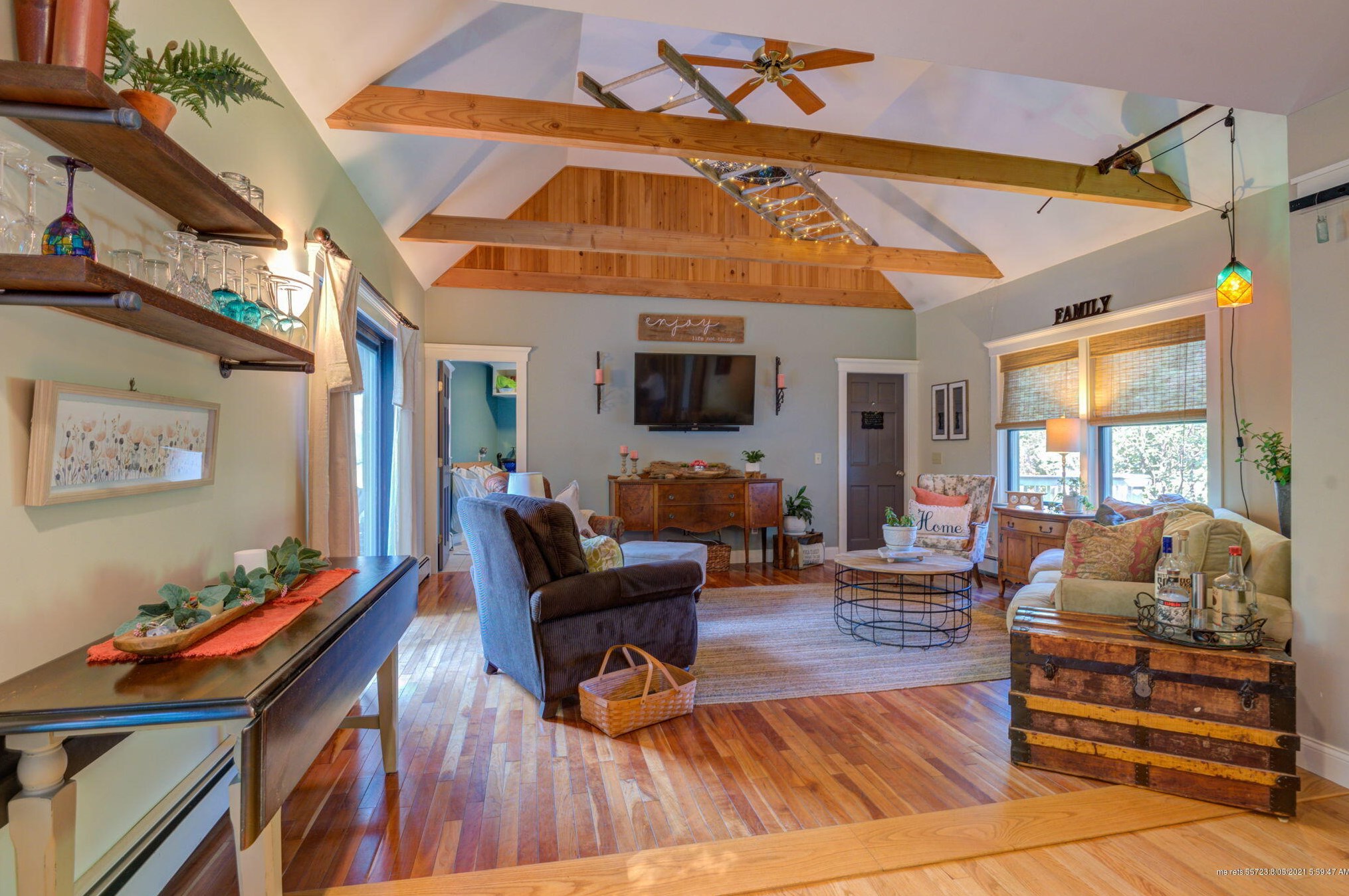 5 Pemberly Dr, Windham ME  04062-5040 exterior