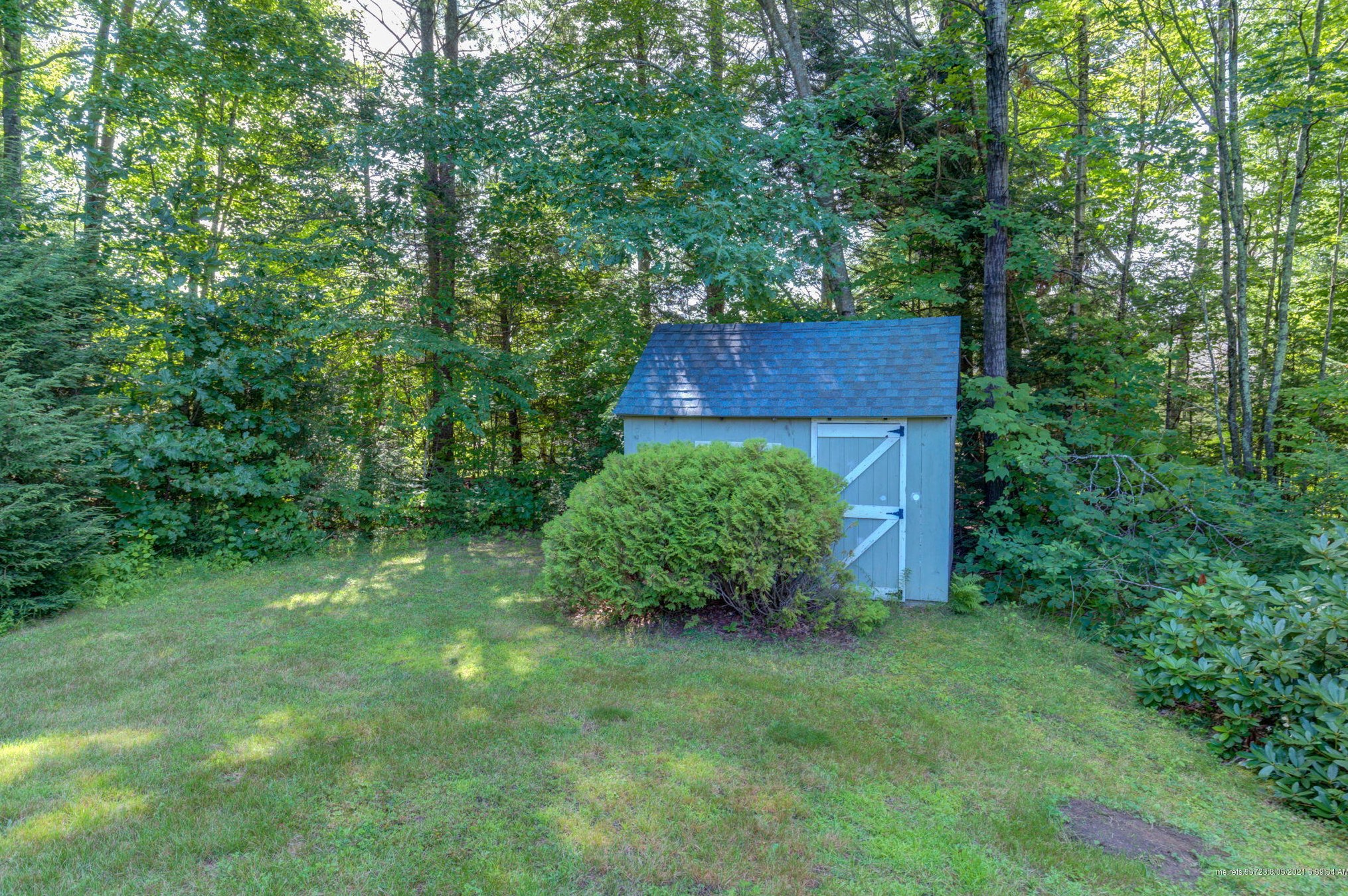 5 Pemberly Dr, Windham ME  04062-5040 exterior