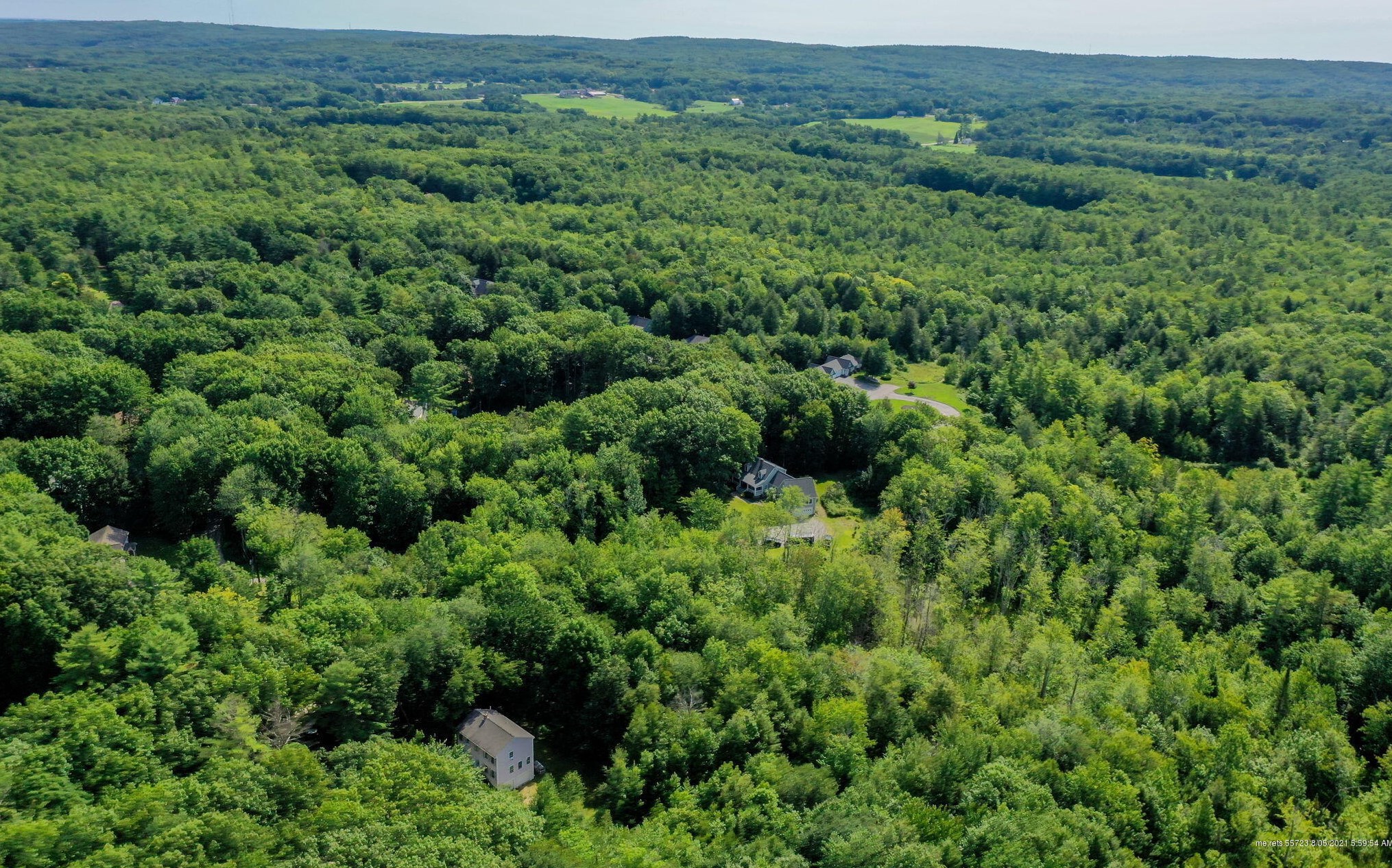 5 Pemberly Dr, Windham ME  04062-5040 exterior