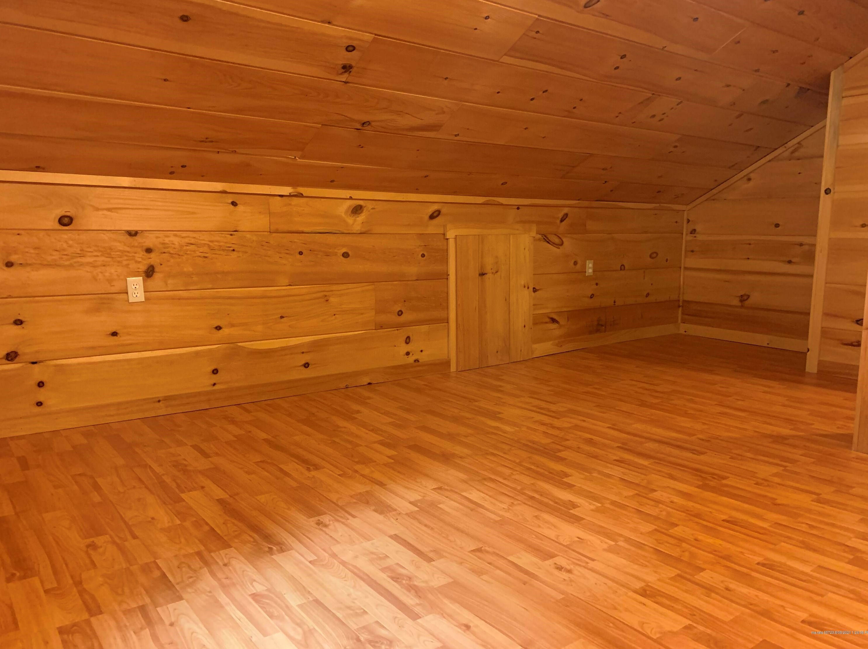 28 Winter St, Madison ME  04950-1414 exterior