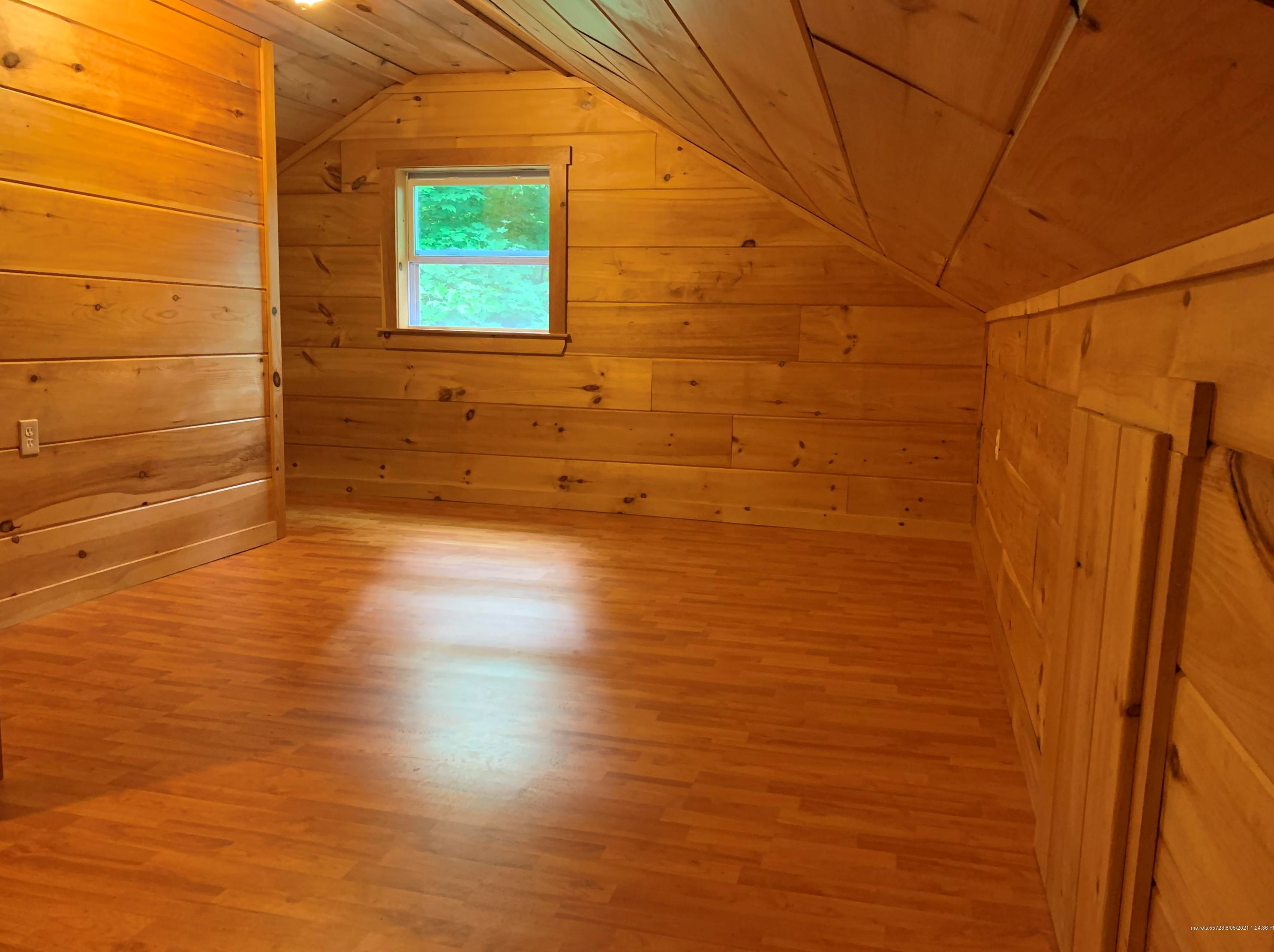 28 Winter St, Madison ME  04950-1414 exterior