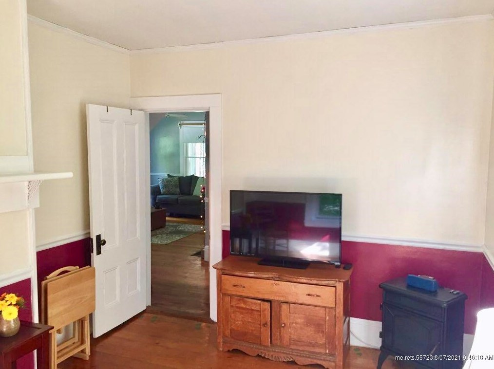 76 Towle St, Buxton ME  04093-3953 exterior