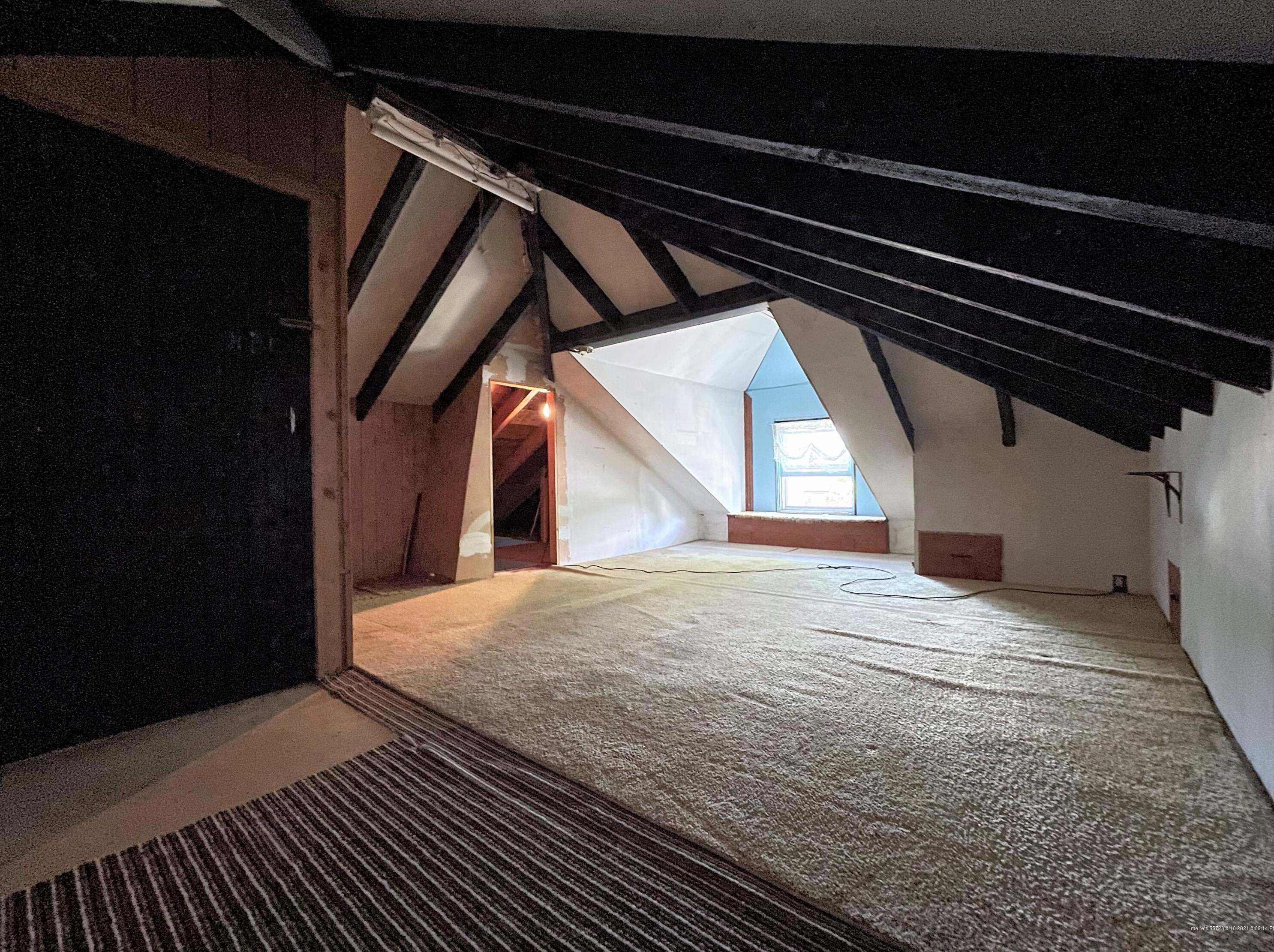 91 Pleasant St, Westbrook ME  04092-4028 exterior