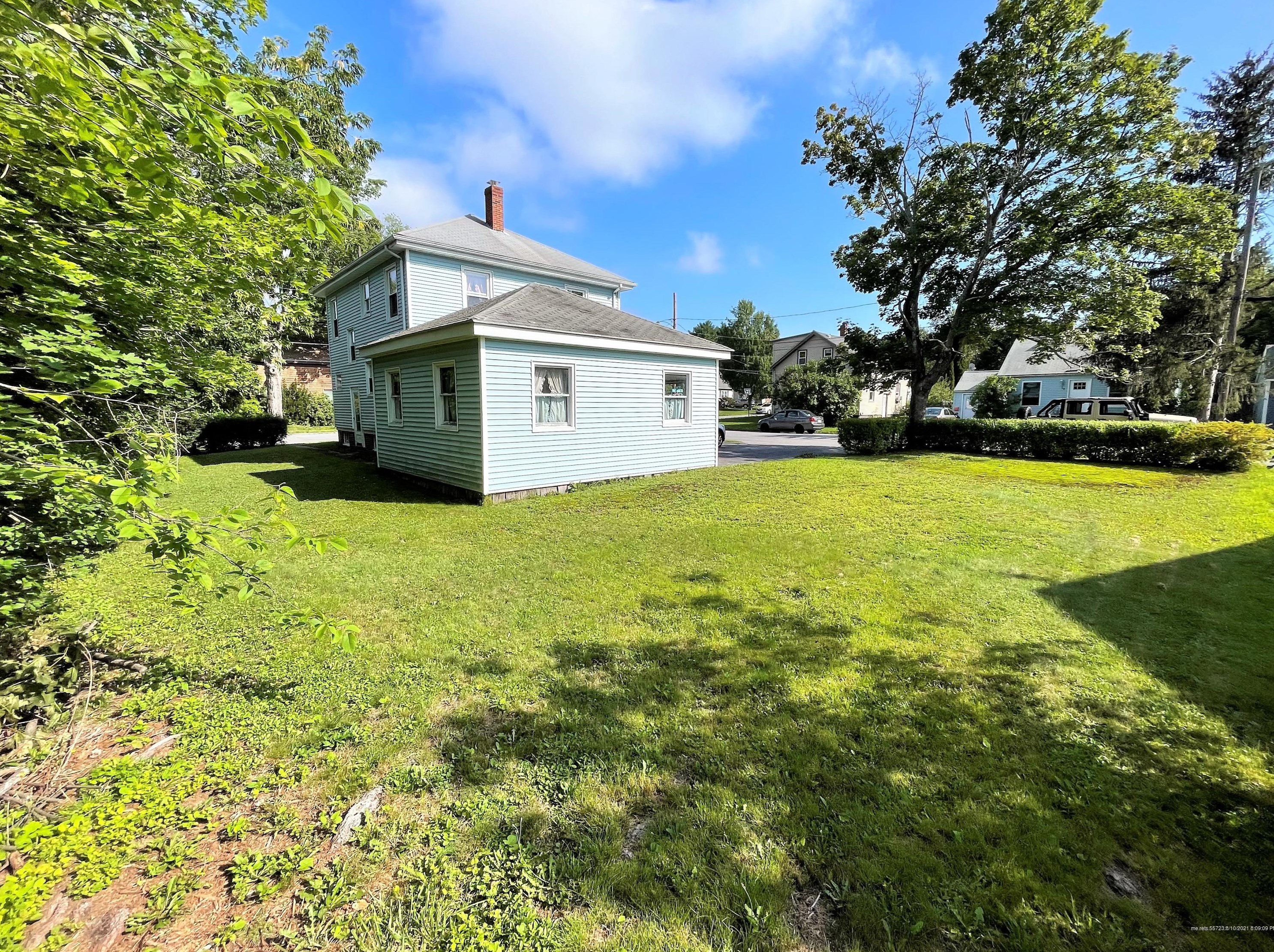 91 Pleasant St, Westbrook ME  04092-4028 exterior