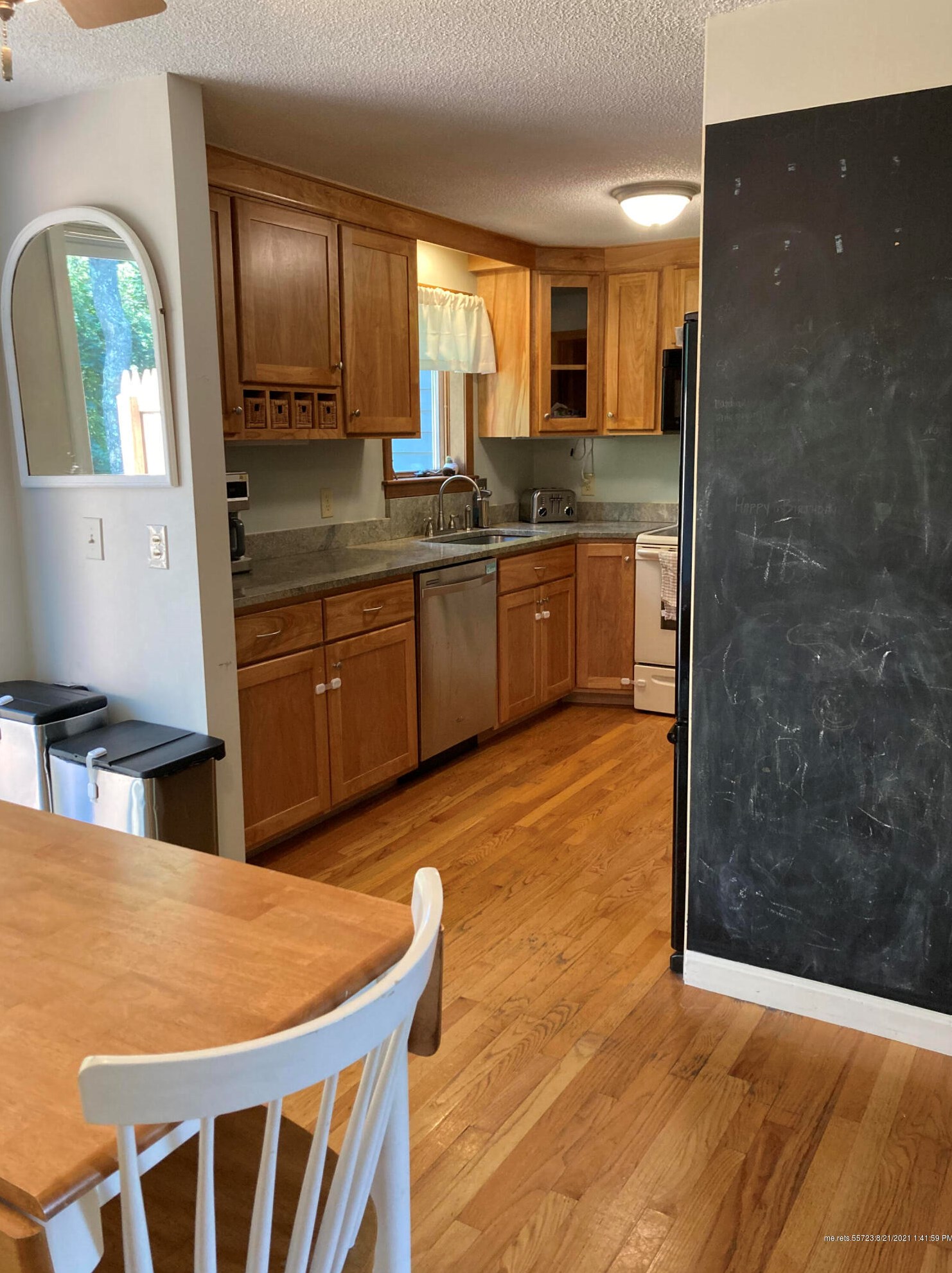 100 Northwood Dr, Portland ME  04103-2071 exterior