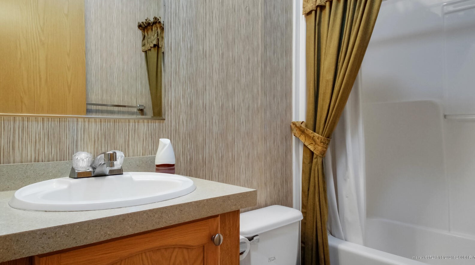 14 Bennett Ln, Pittston ME  04345-6076 exterior