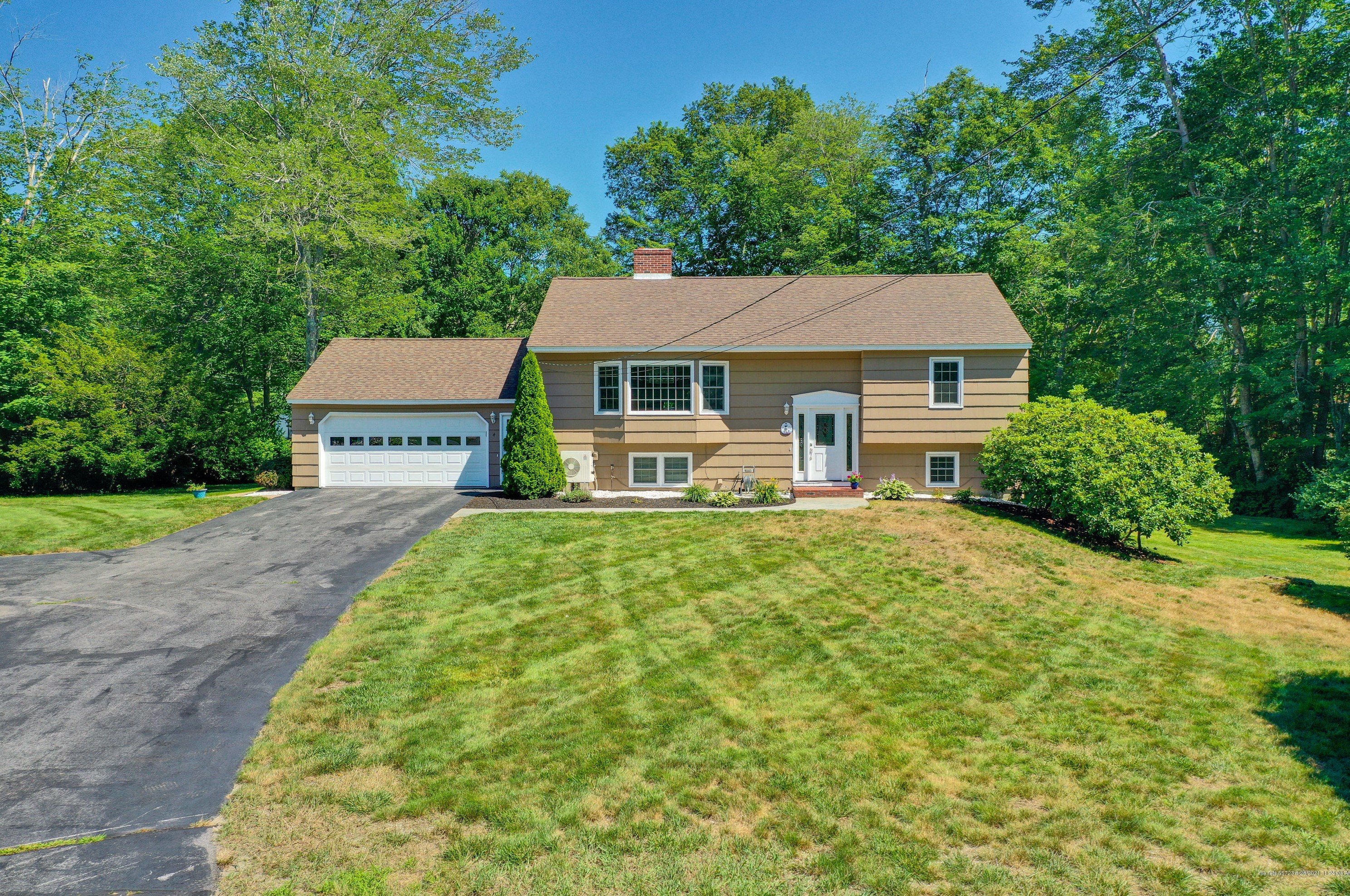 4 Forest Ln, Kennebunk ME  04043-6919 exterior